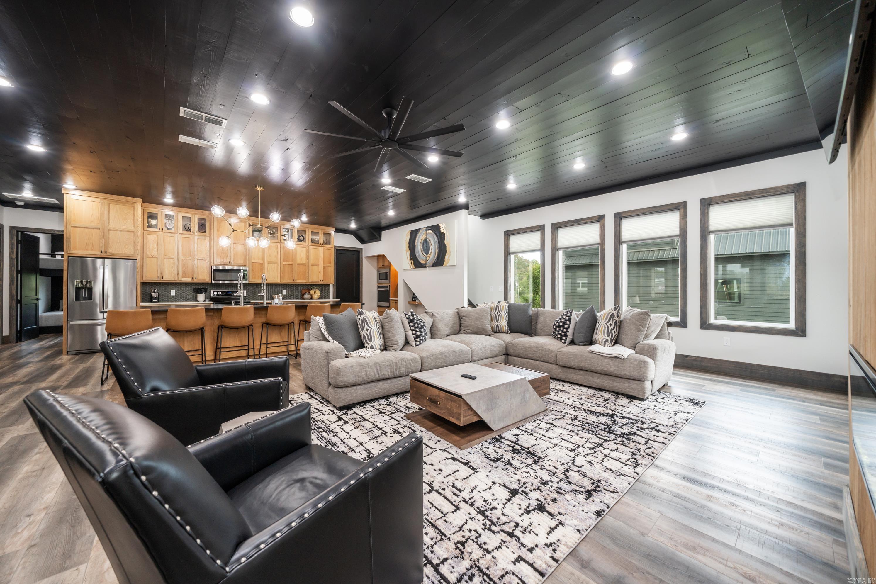 Jordans Bend at Caddos - Residential