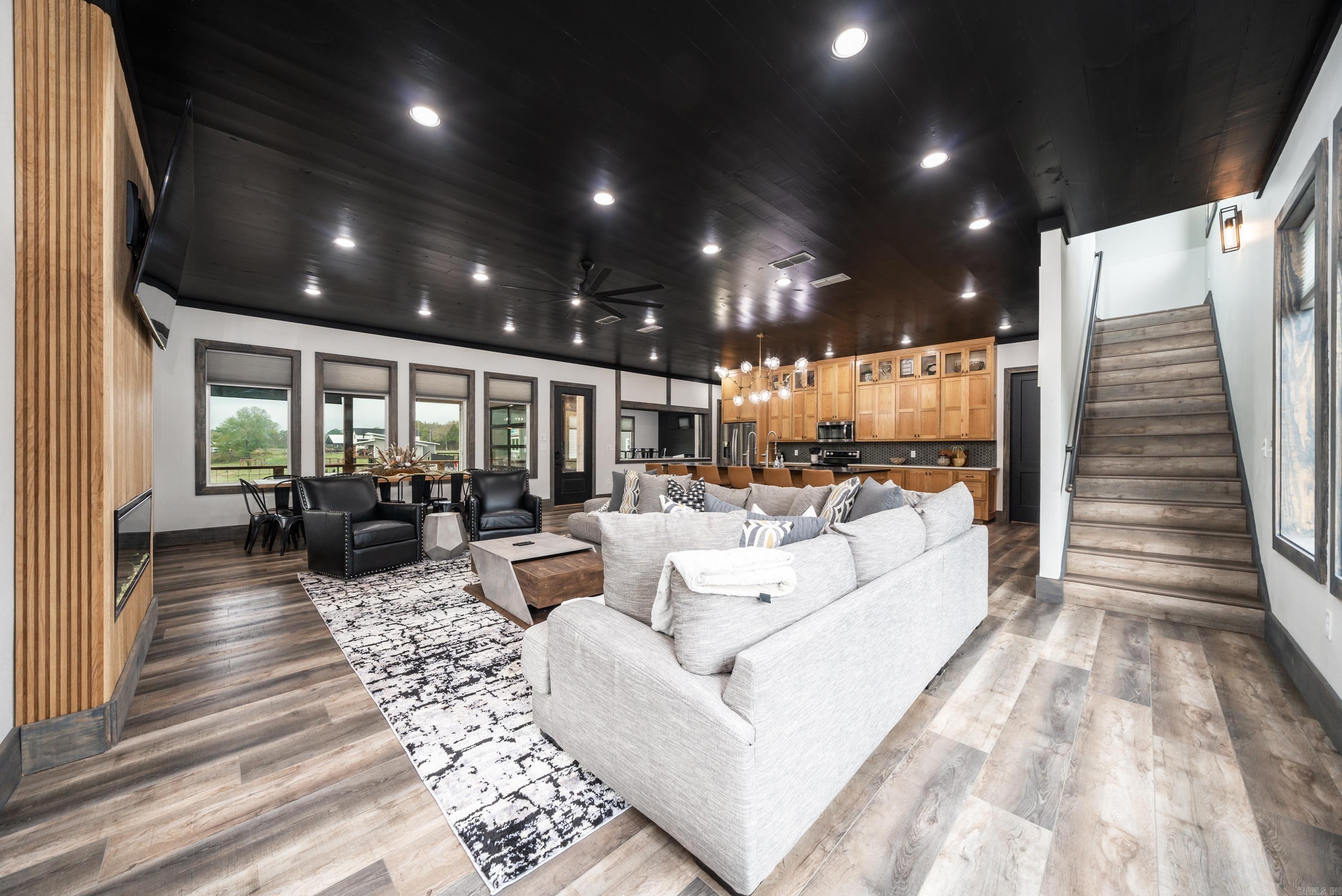 Jordans Bend at Caddos - Residential