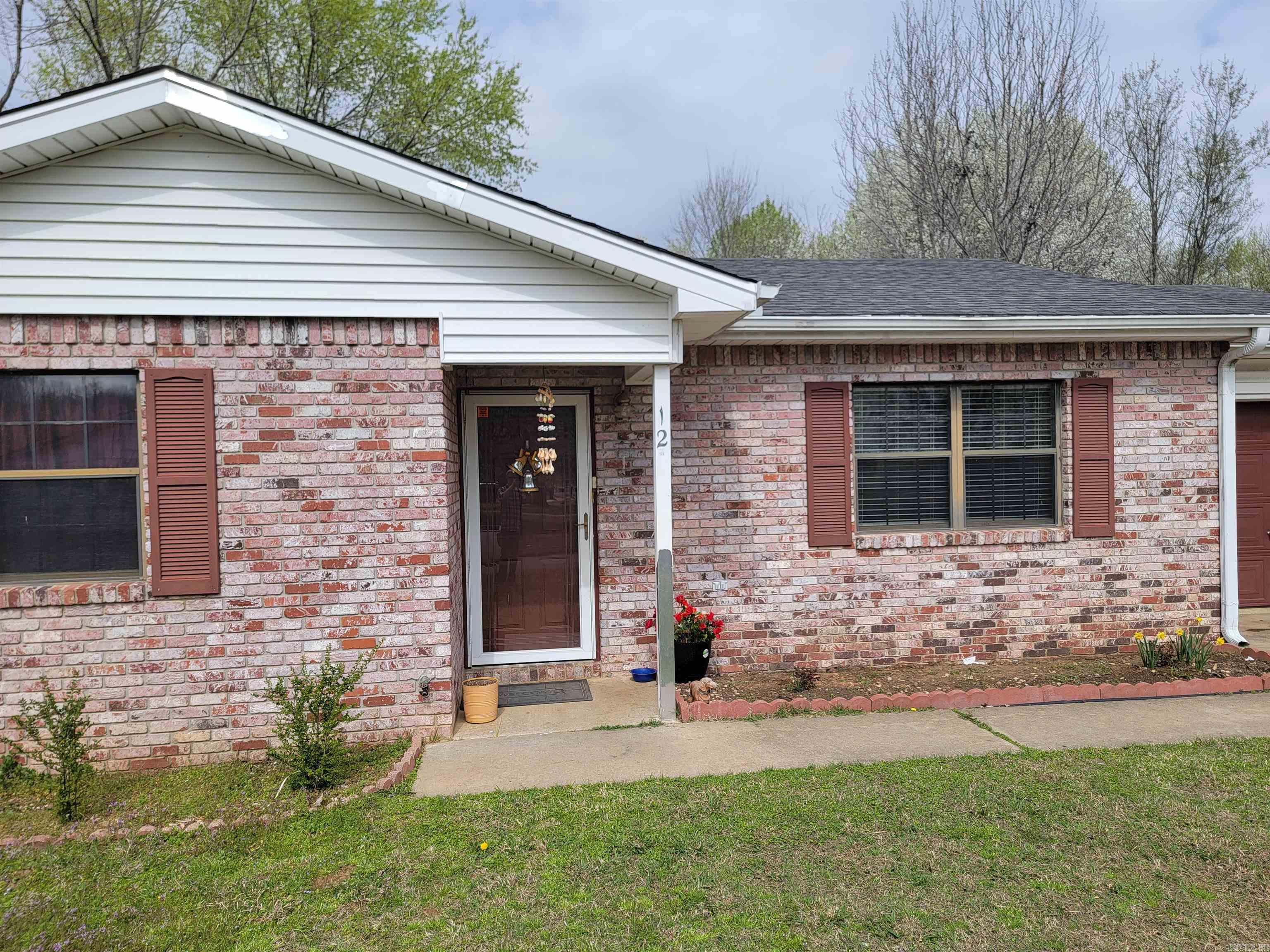 OAK RIDGE ESTATES - Residential