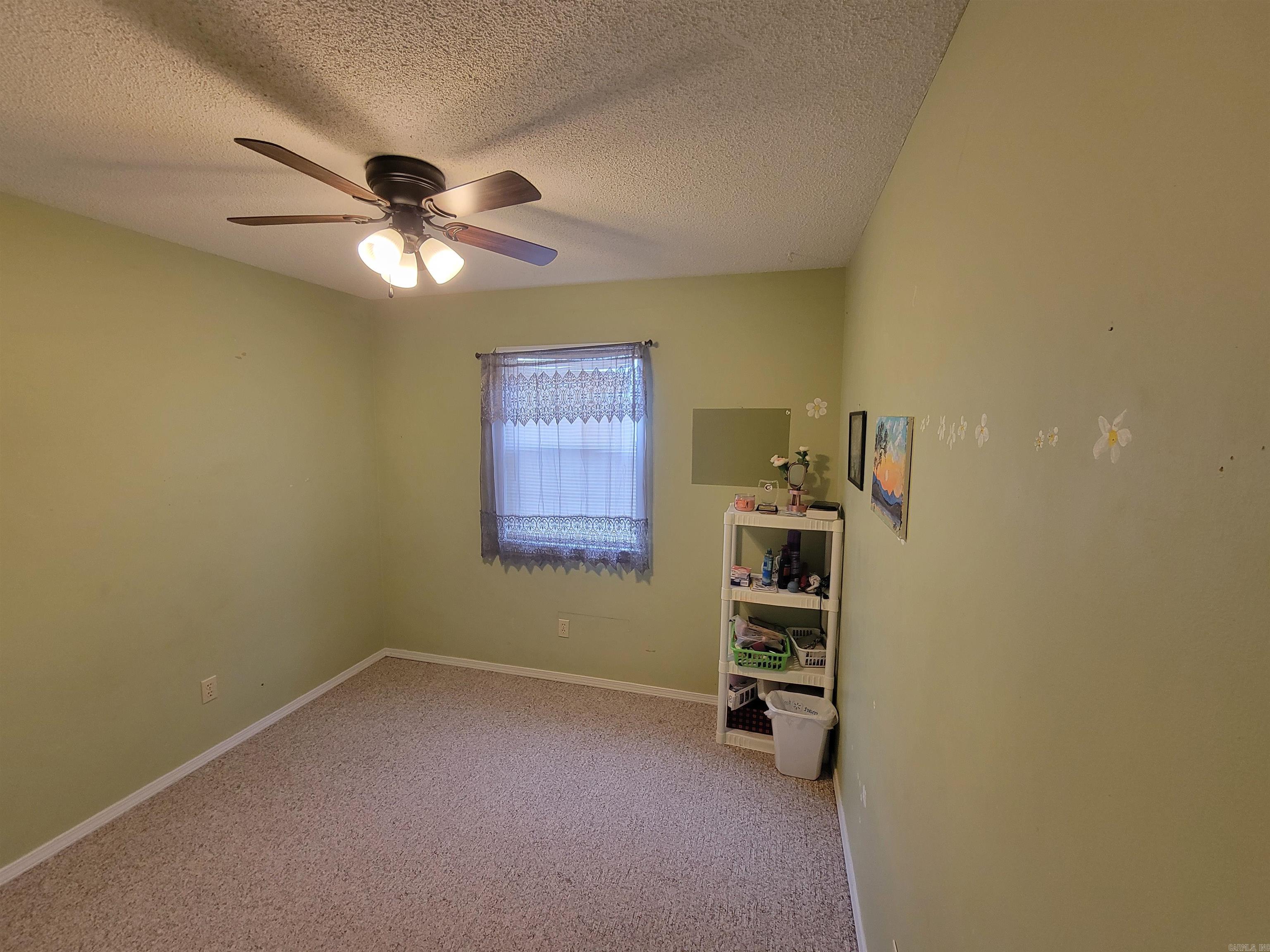 OAK RIDGE ESTATES - Residential