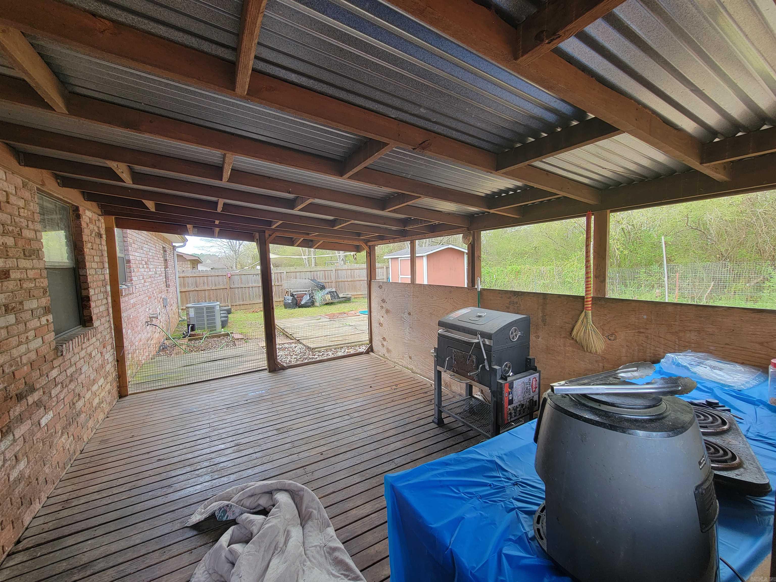 OAK RIDGE ESTATES - Residential