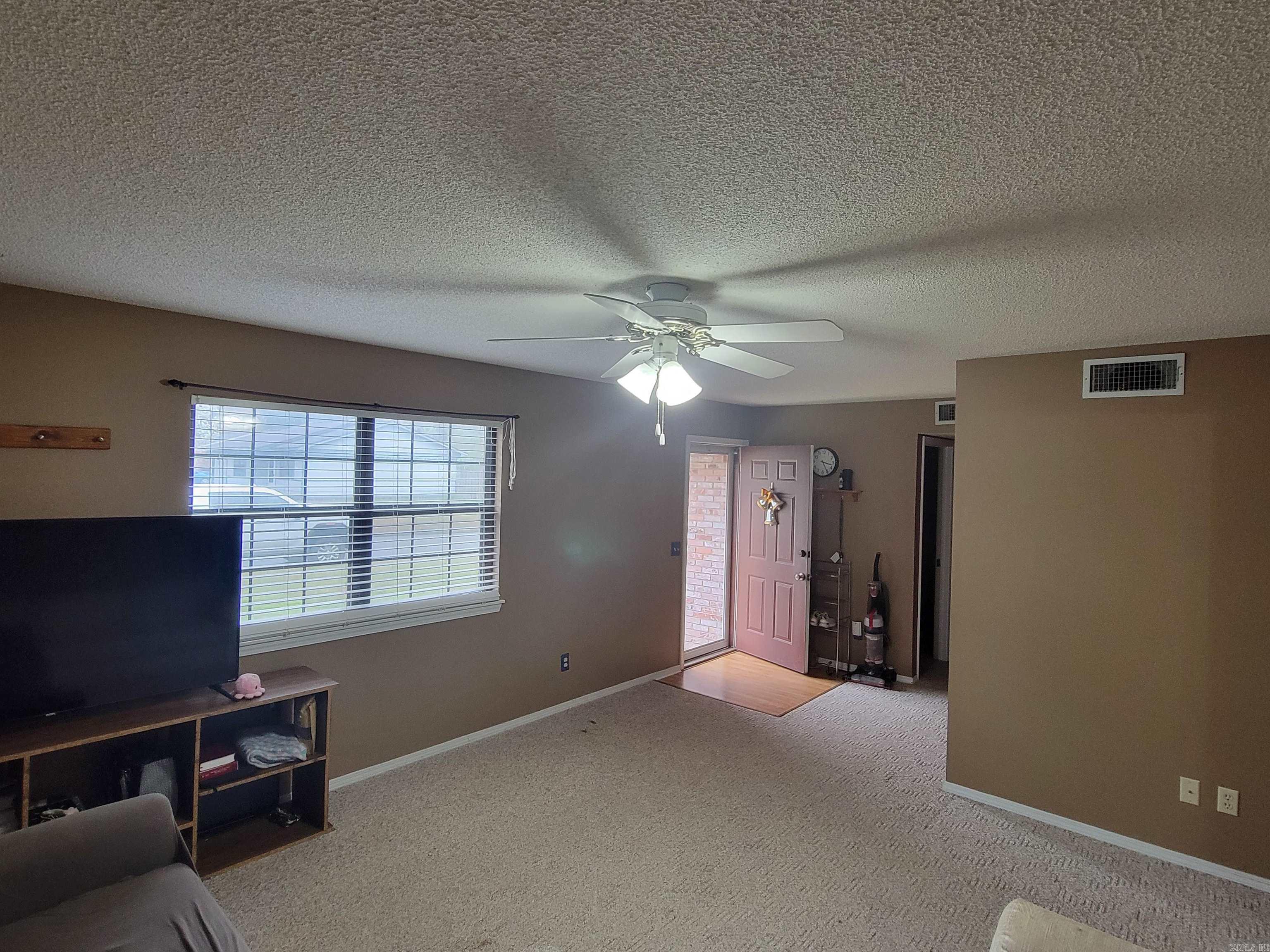 OAK RIDGE ESTATES - Residential