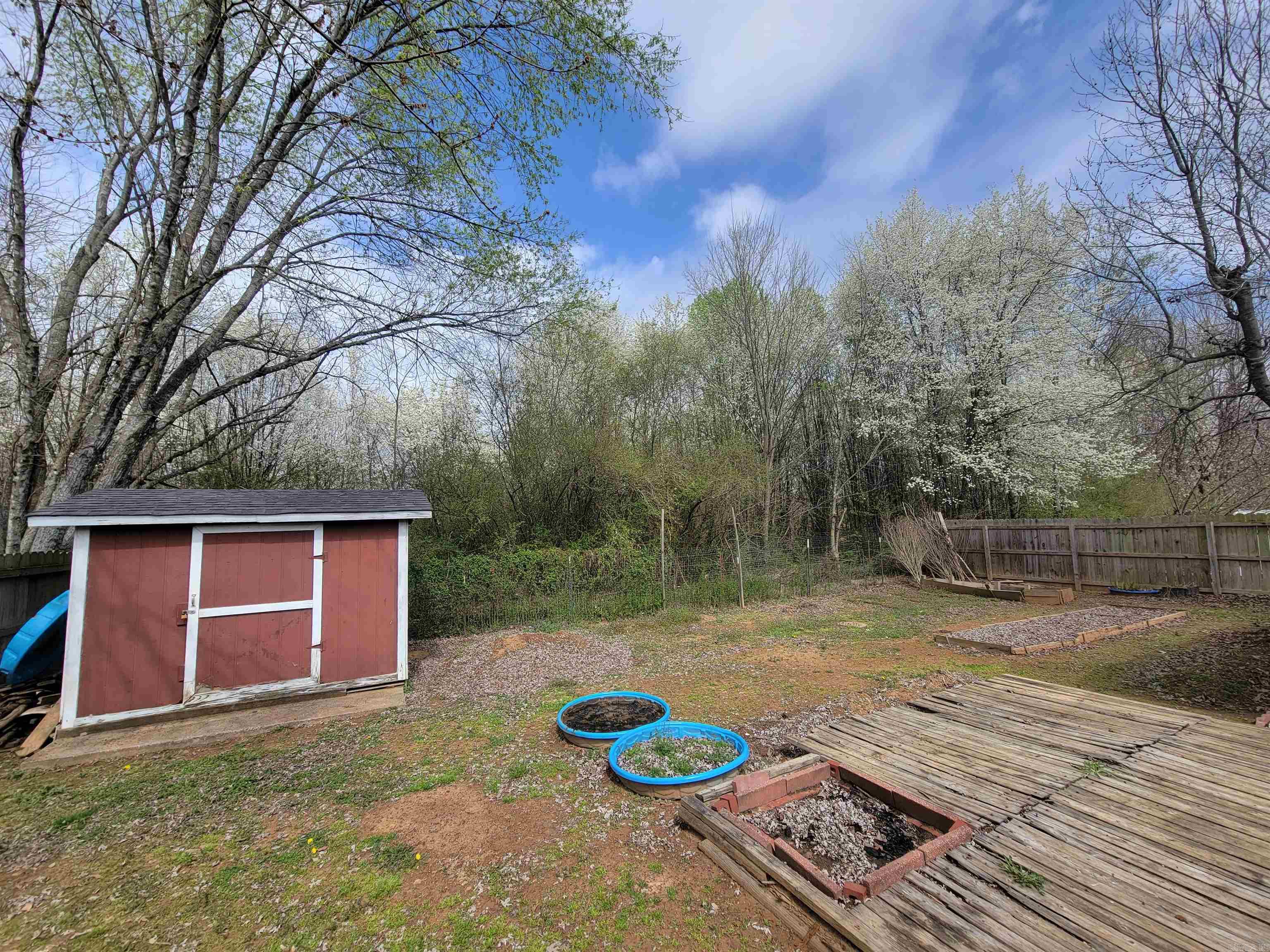 OAK RIDGE ESTATES - Residential