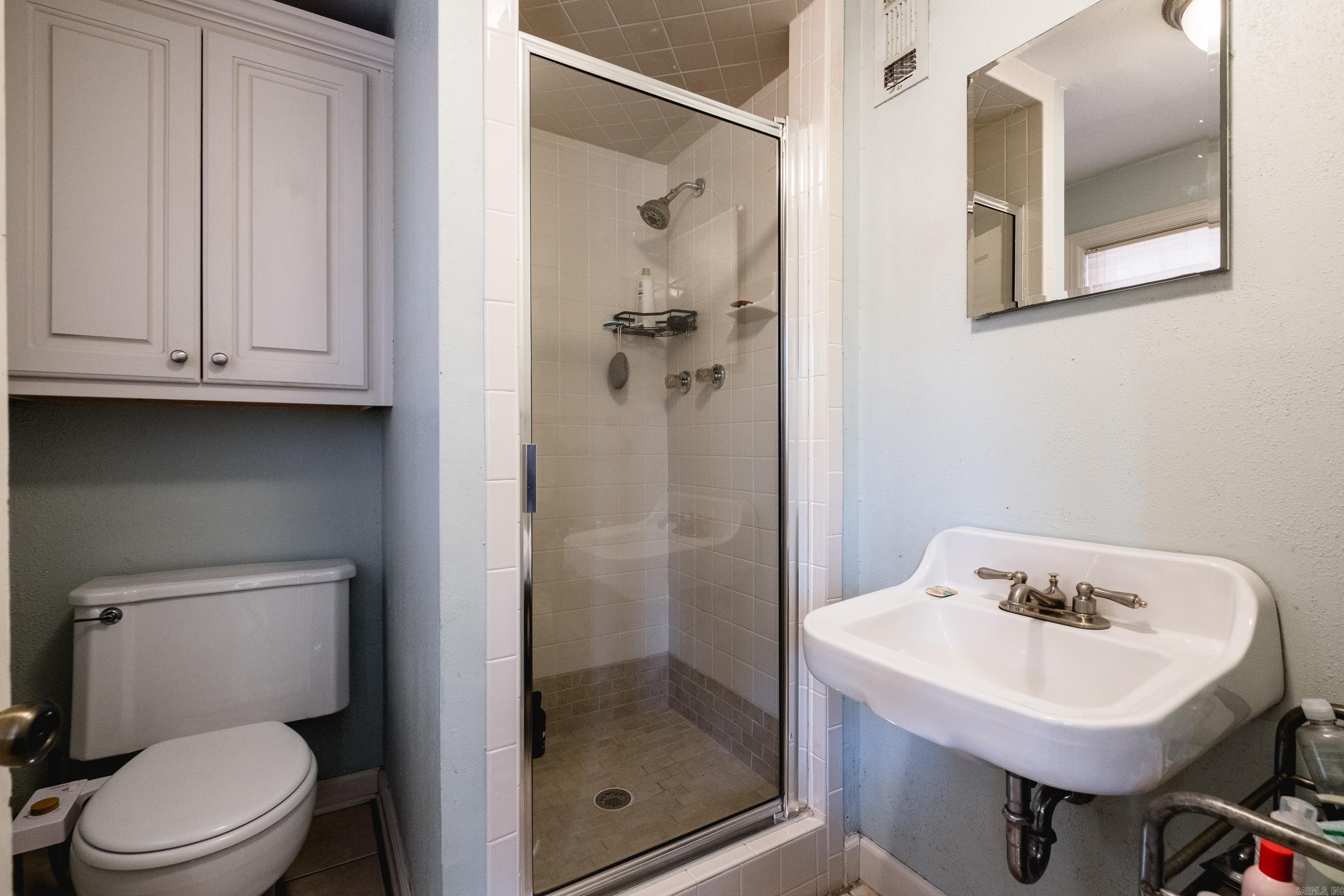 BELLEVUE - Residential