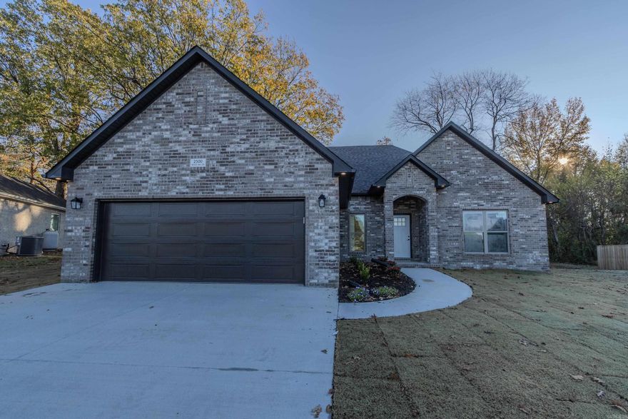 Looking for a three bedroom home with maintenance free exterior all brick, all one level open concept plan, split bedrooms allowing privacy for the primary suite and guest rooms sharing a hall bath. The Island kitchen and quartz counter tops are sure to wow the new home owners. The primary suite offers two sinks, a separate shower and a free standing tub, natural light pours in from the frosted window above the tub allowing for a luxury style bath in this comfortable home. Call today and pick out some of the finishes in this beautiful new construction home. Seller is offering $3,500 allowance with an acceptable offer.