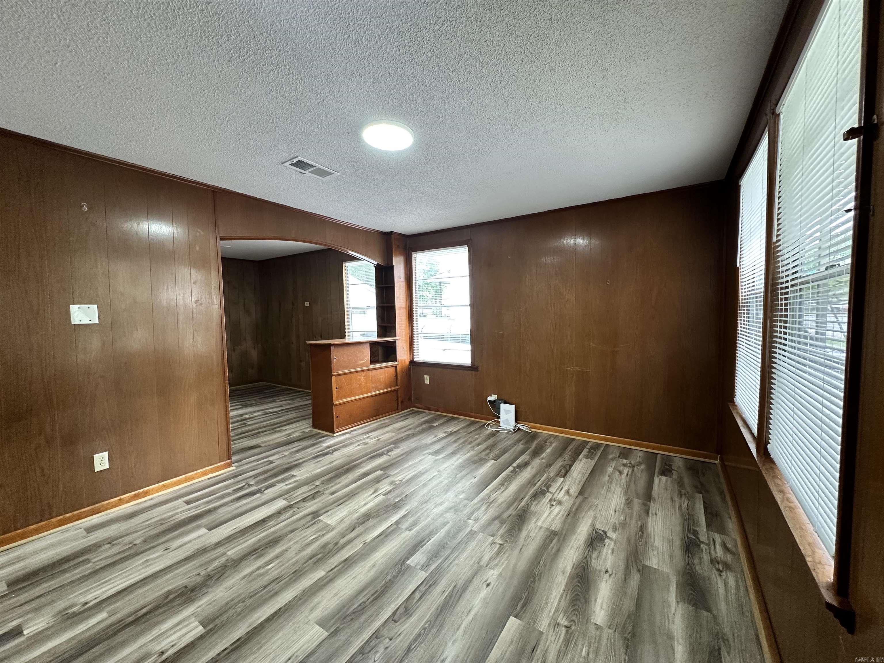 SUNNYSIDE HILLS ADDN TO JACK - Residential