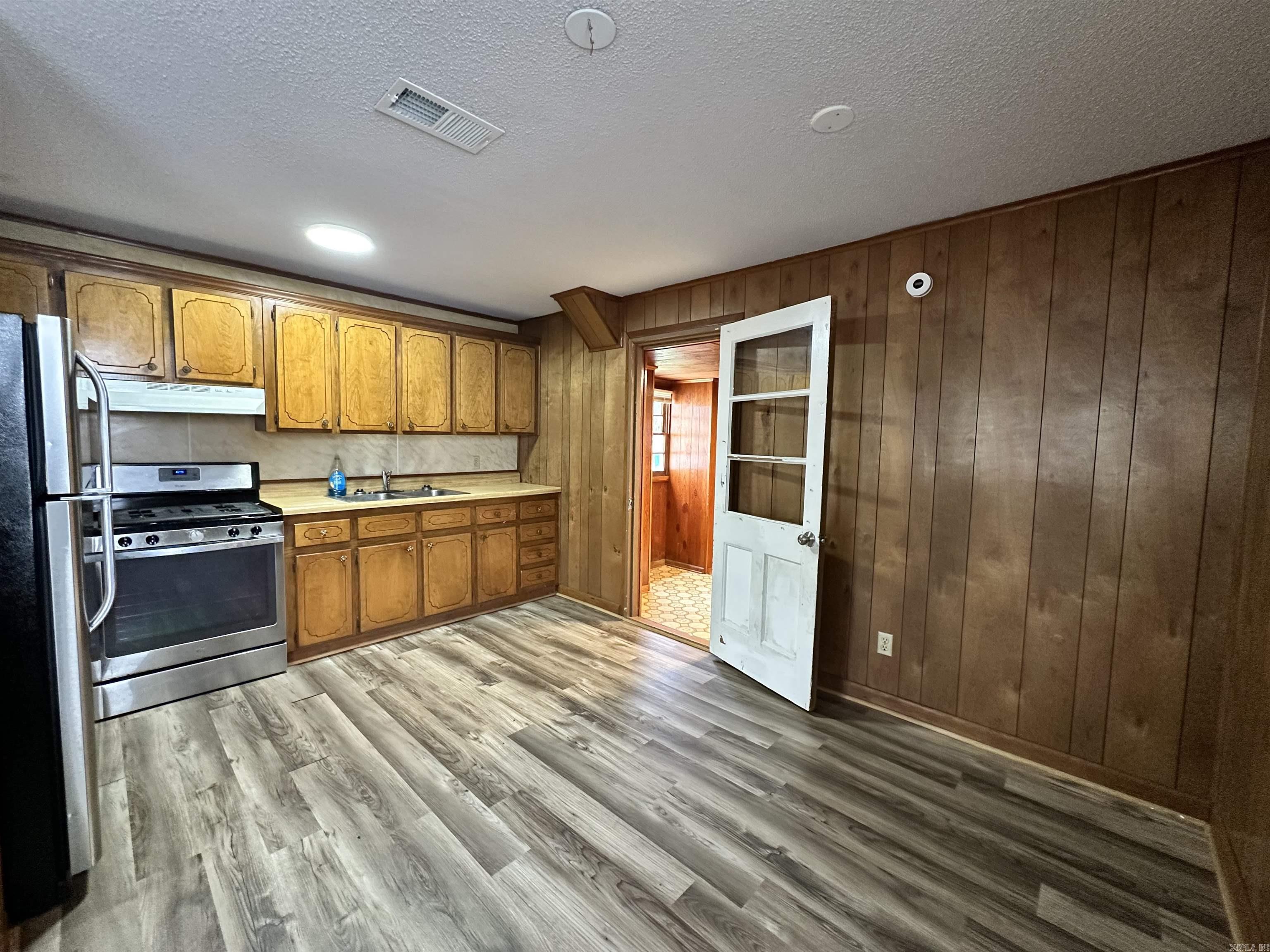 SUNNYSIDE HILLS ADDN TO JACK - Residential