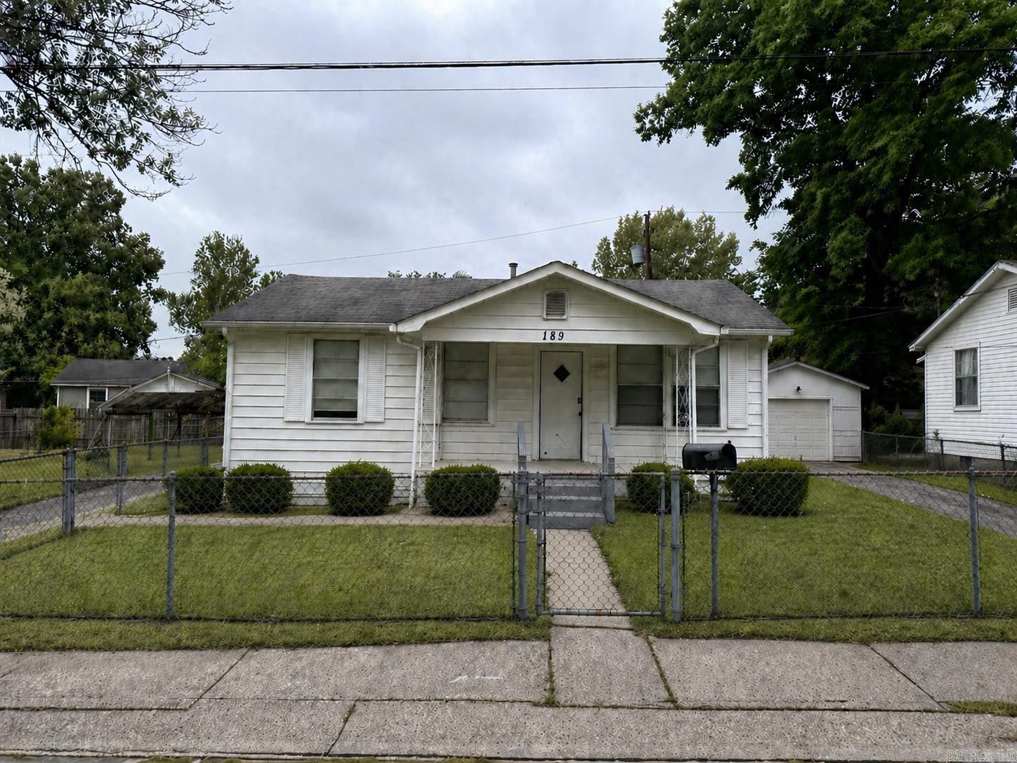 SUNNYSIDE HILLS ADDN TO JACK - Residential