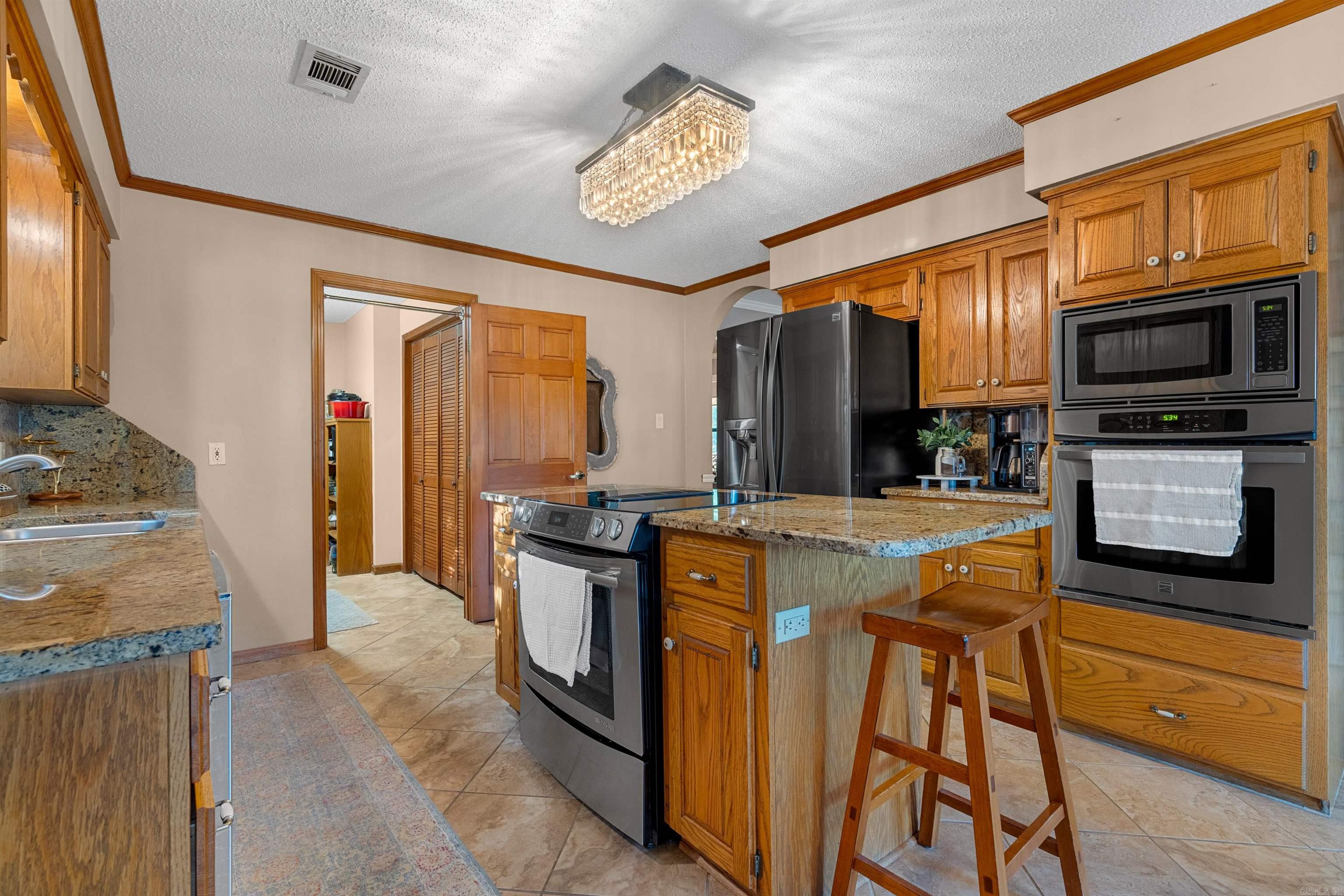 DRIFTWOOD POINT - Residential