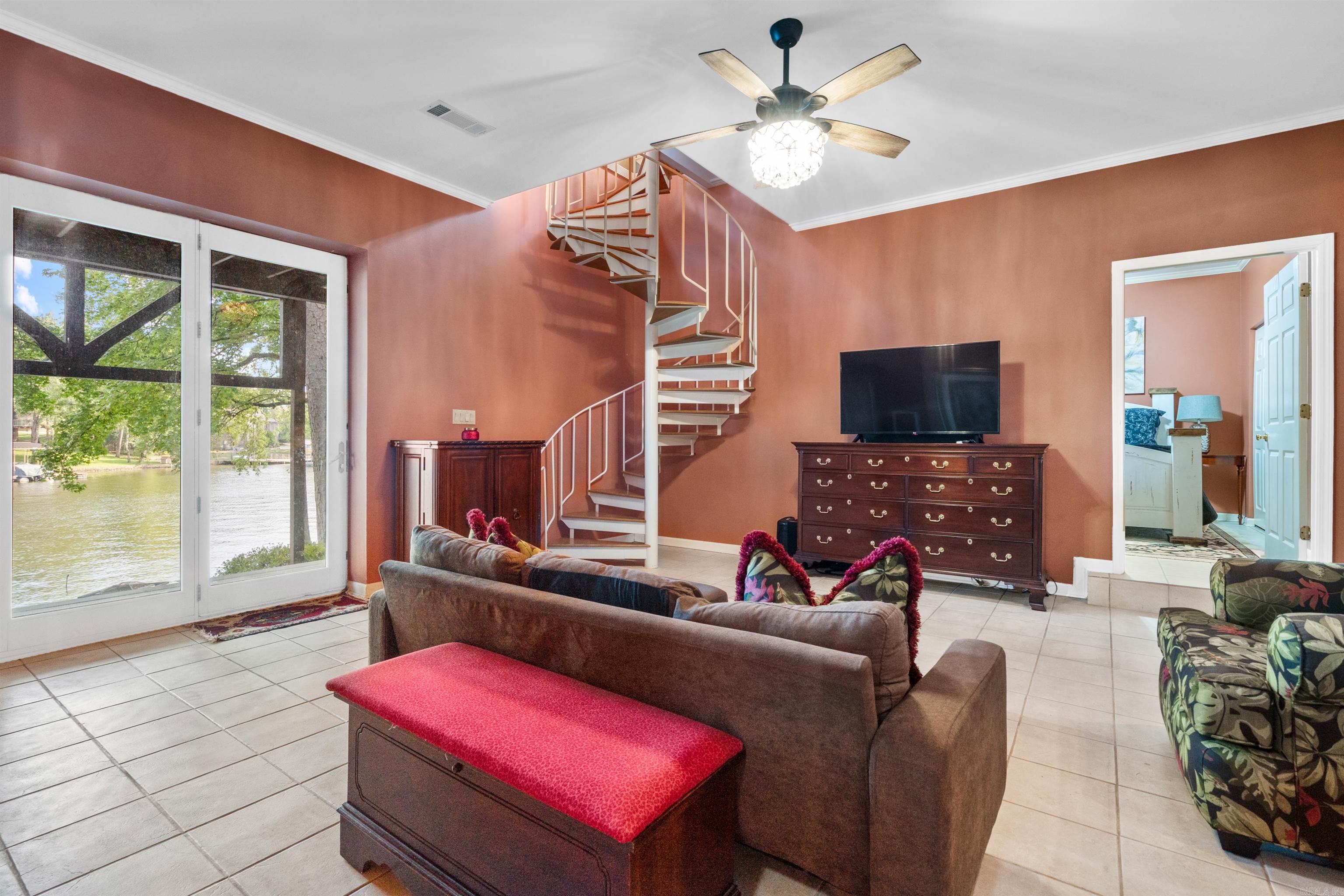 DRIFTWOOD POINT - Residential