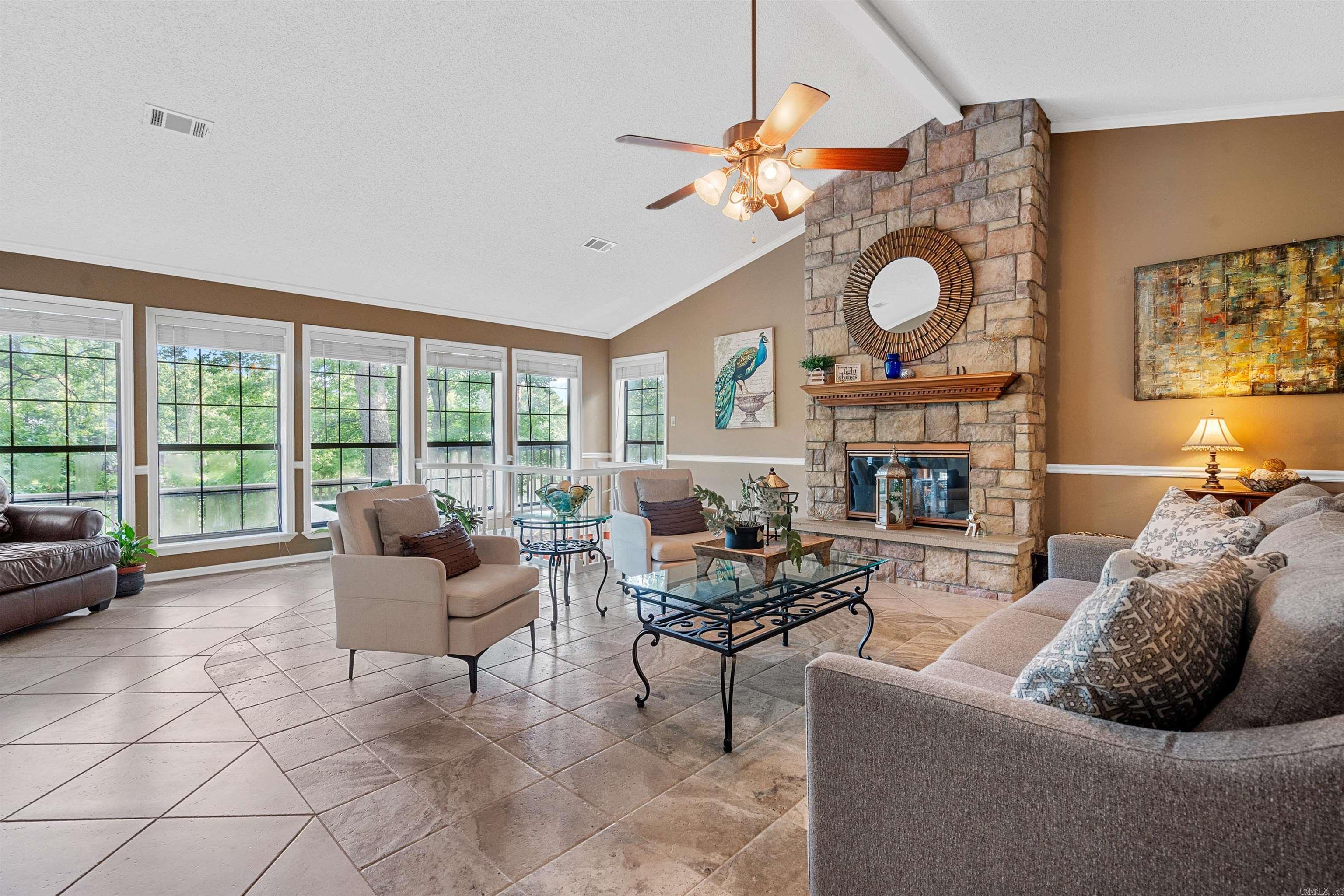 DRIFTWOOD POINT - Residential
