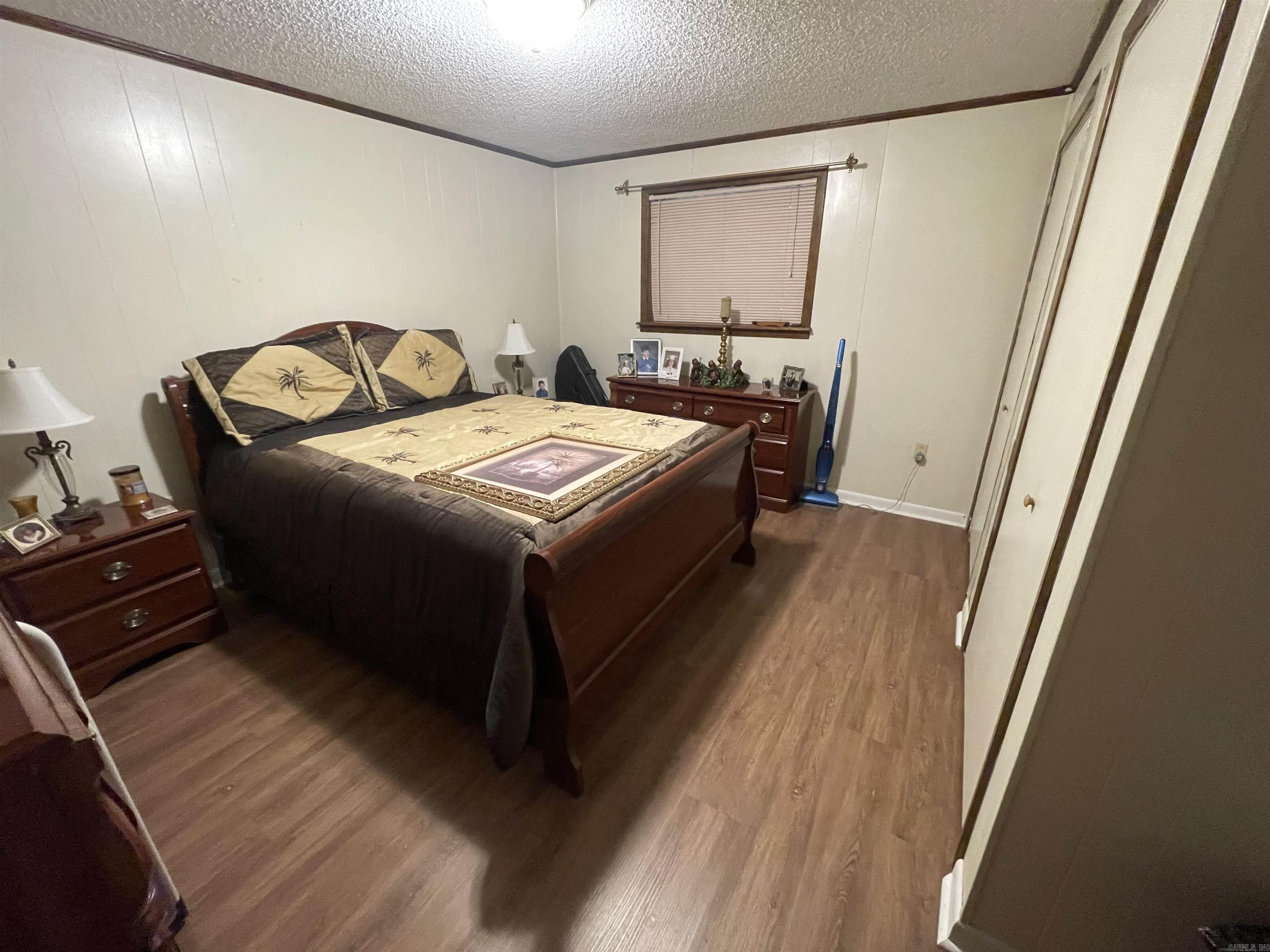 SOUTHGATE - Residential