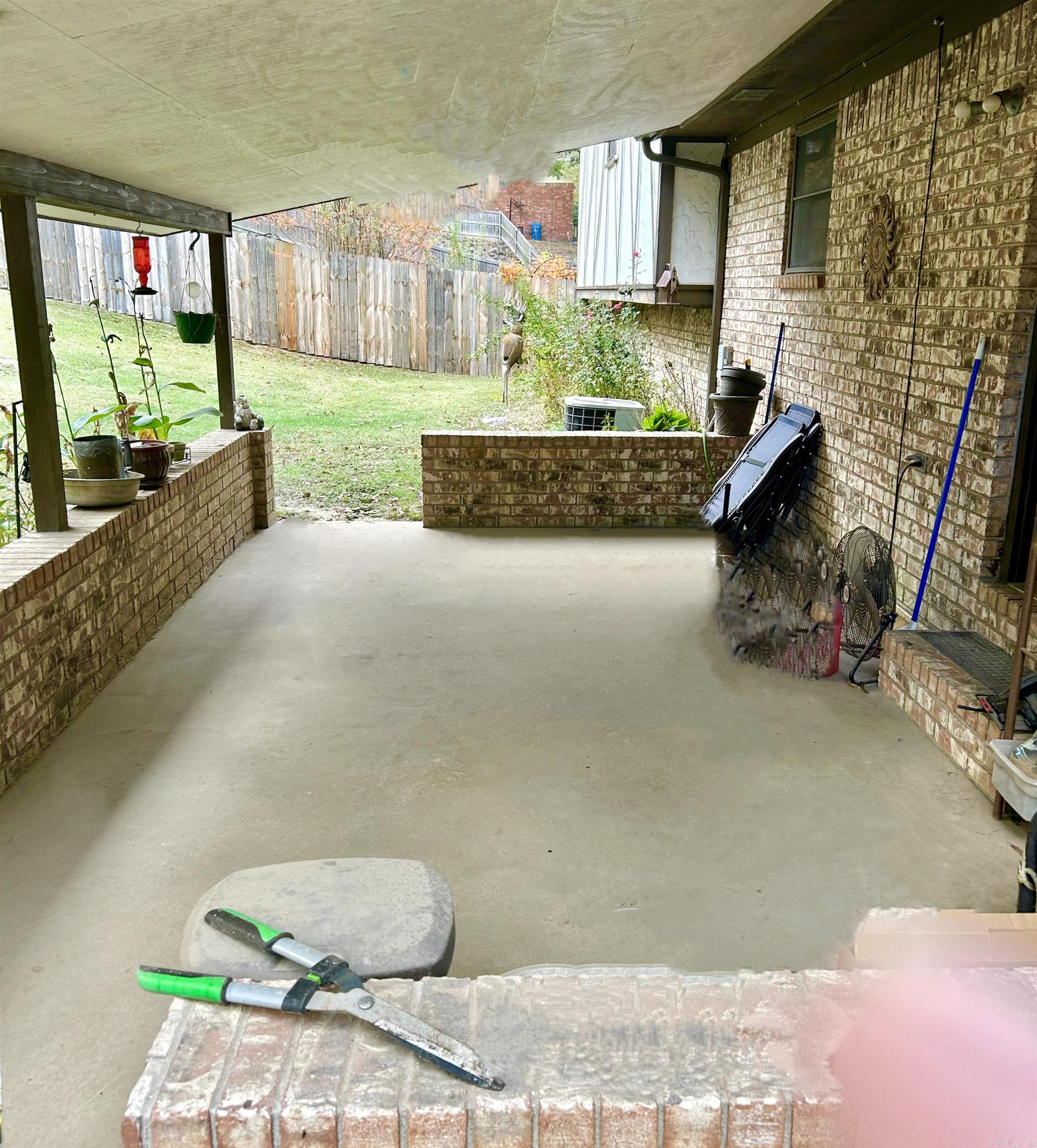 SOUTHGATE - Residential