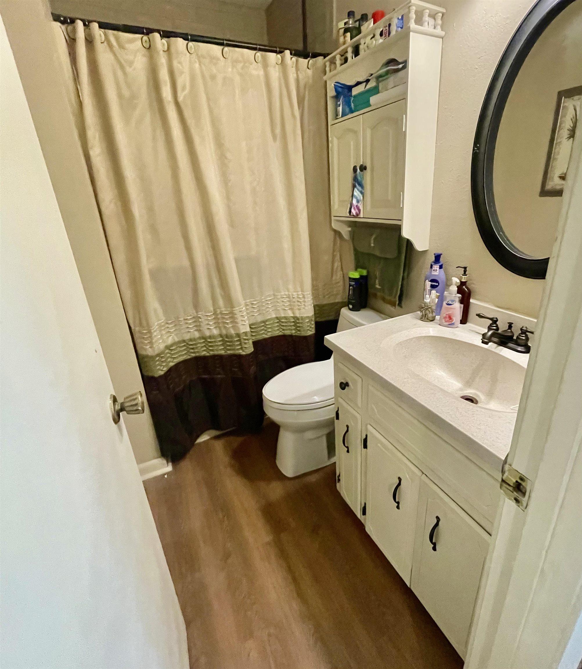 SOUTHGATE - Residential