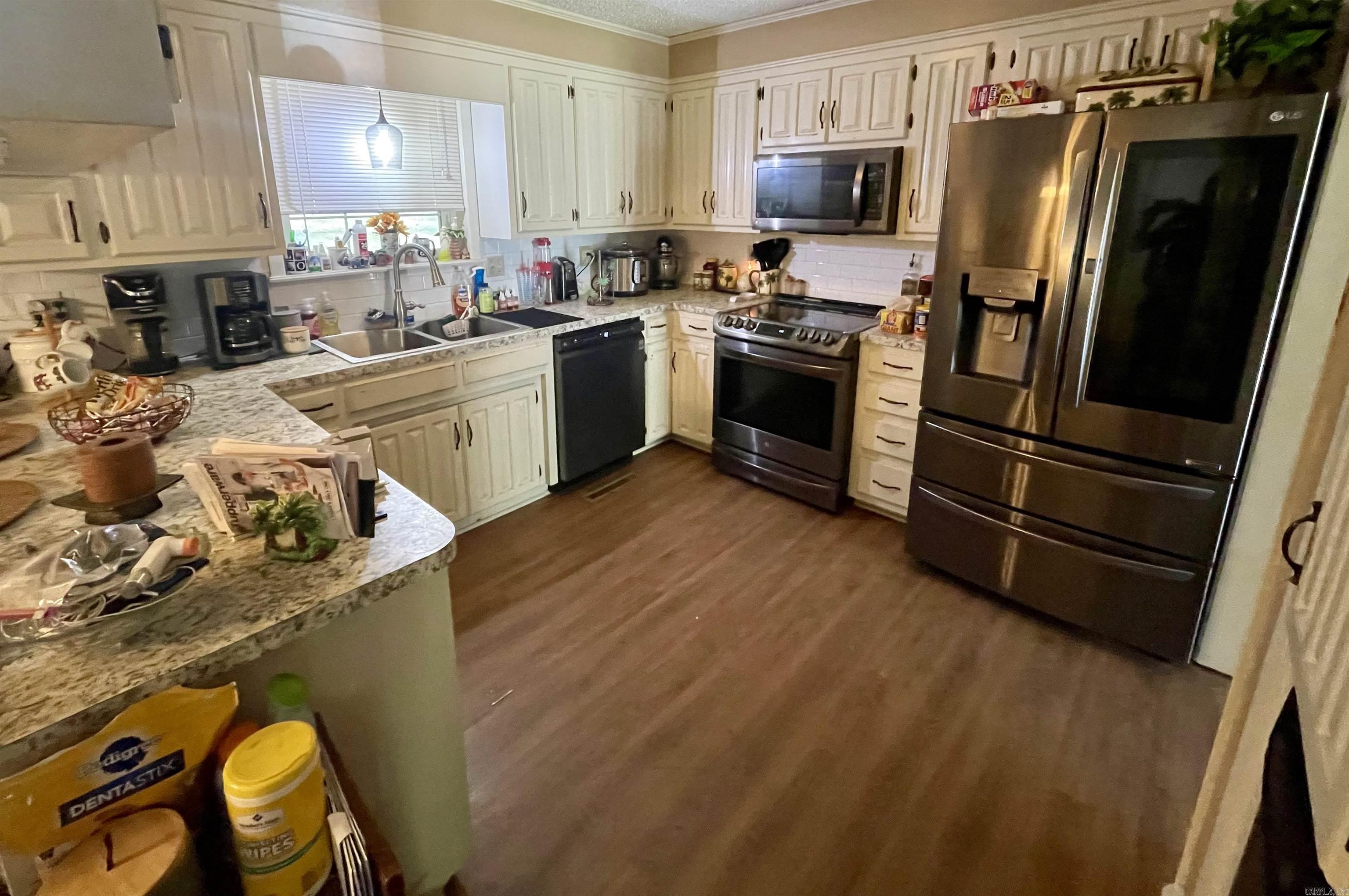 SOUTHGATE - Residential