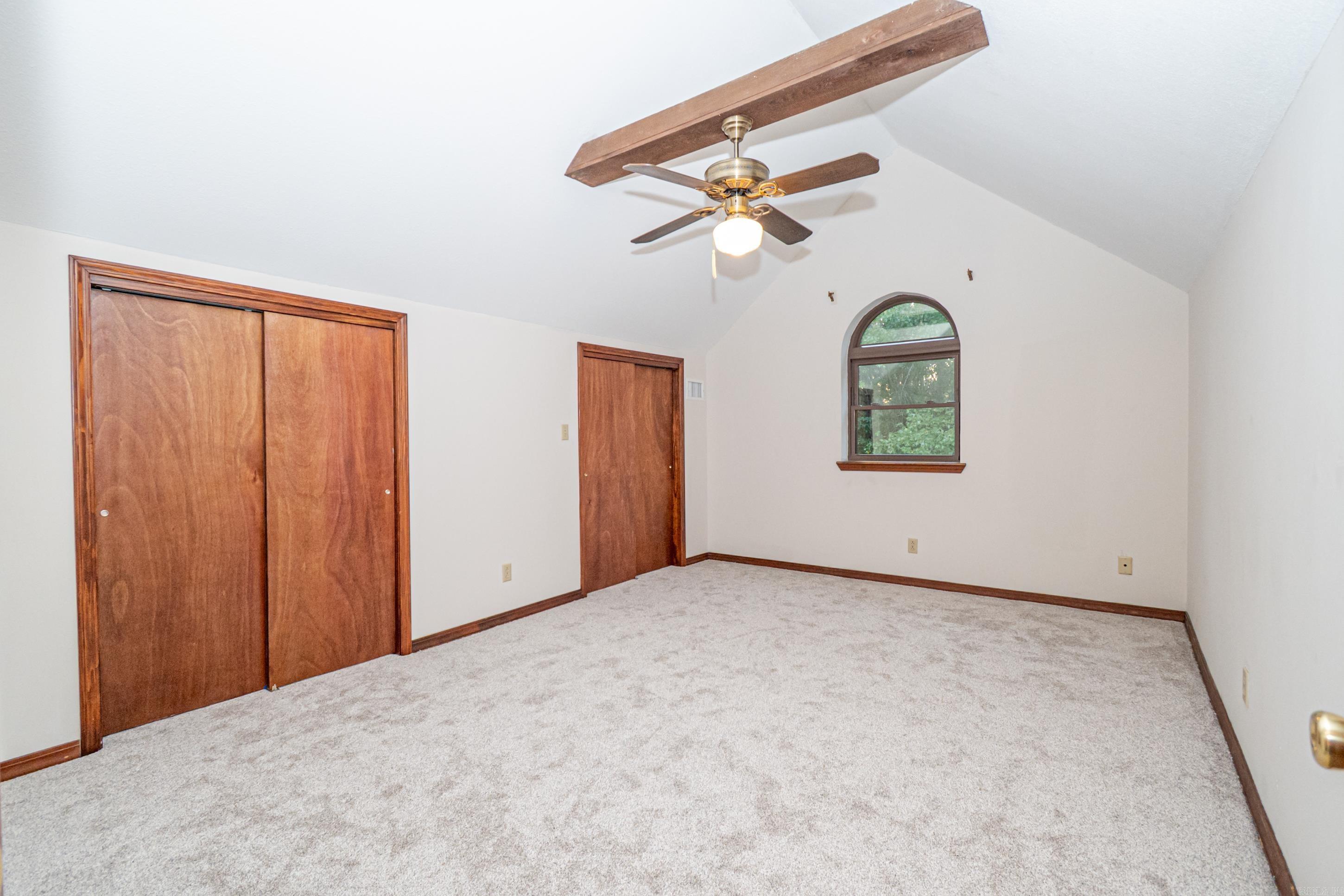 SOUTH HILL - Residential