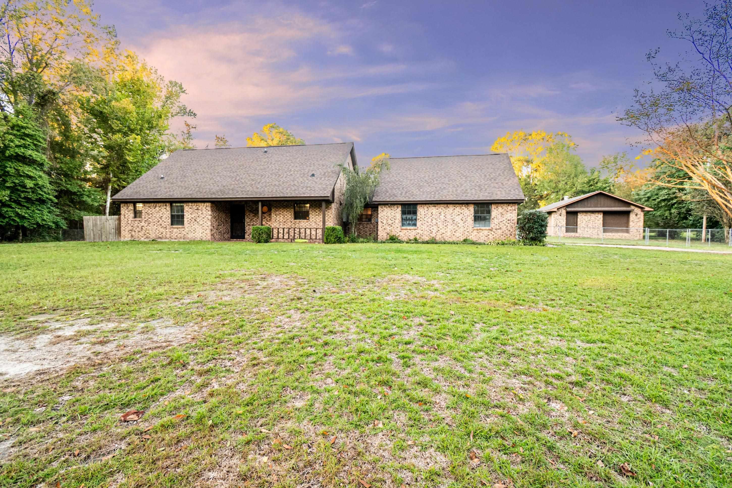 SOUTH HILL - Residential