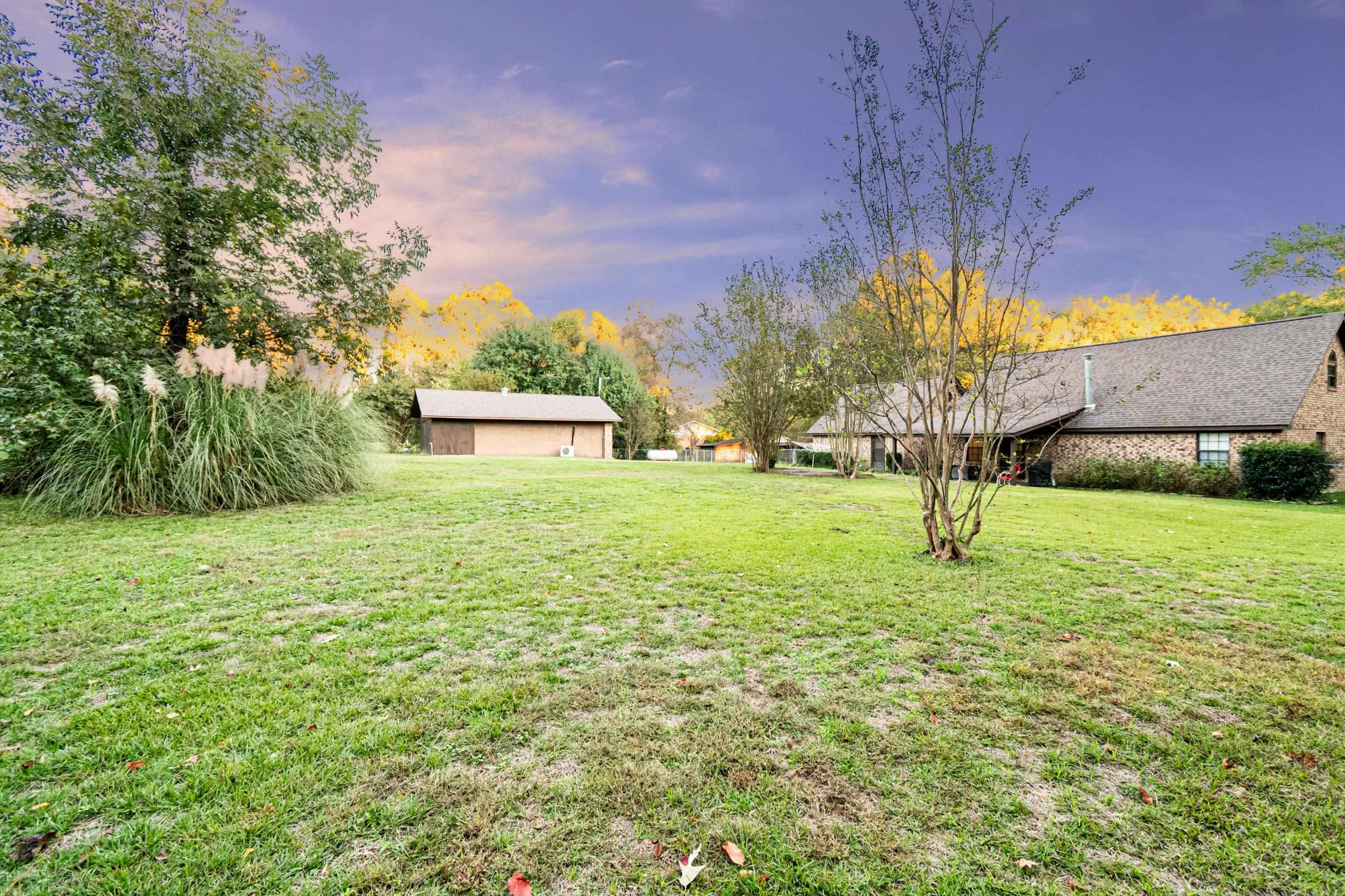 SOUTH HILL - Residential