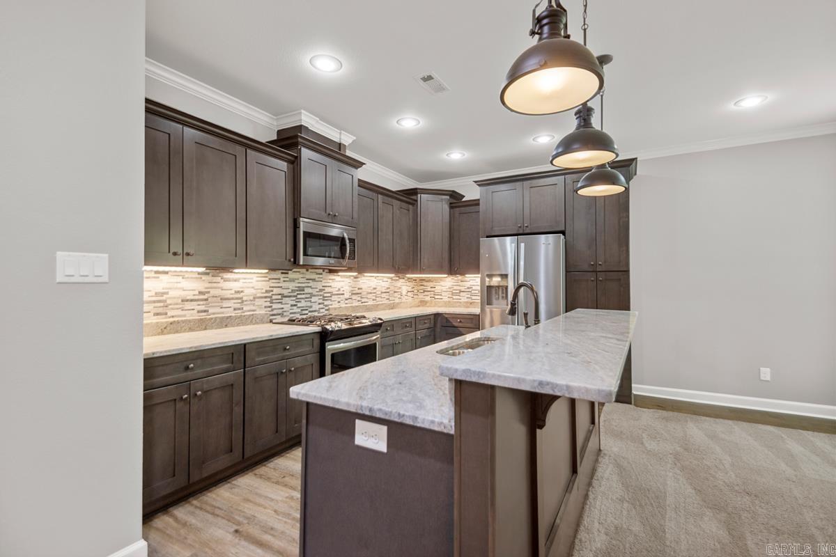 HUNTER CROSSING - Residential