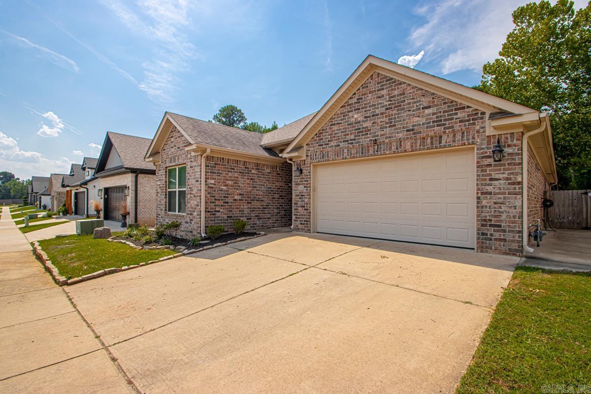 HUNTER CROSSING - Residential