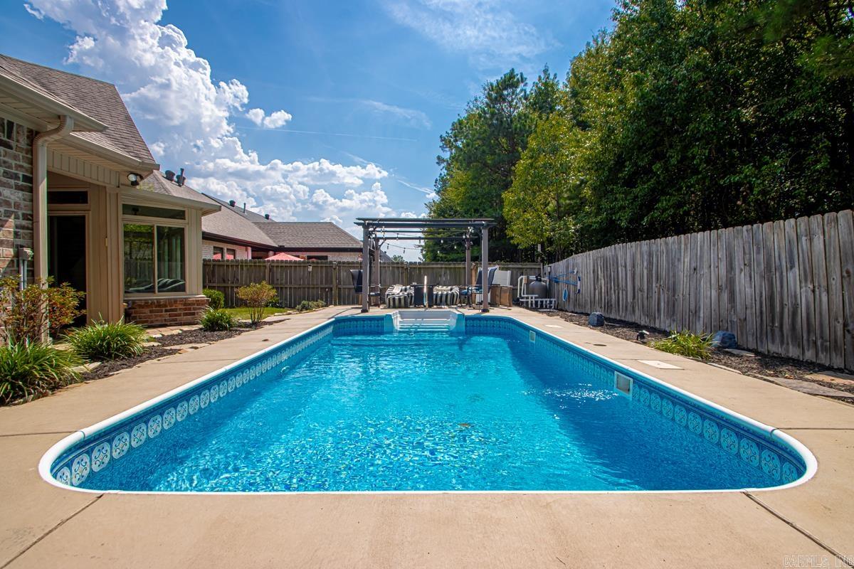 HUNTER CROSSING - Residential