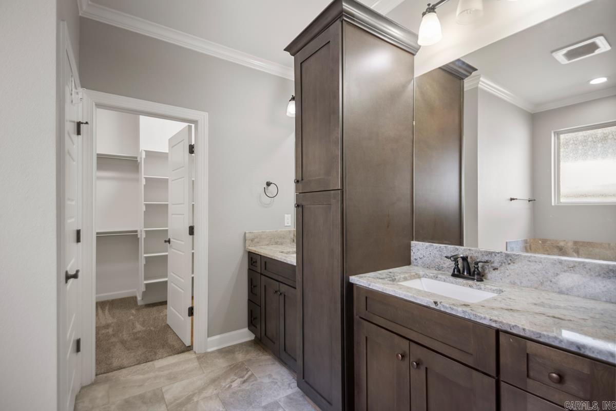 HUNTER CROSSING - Residential