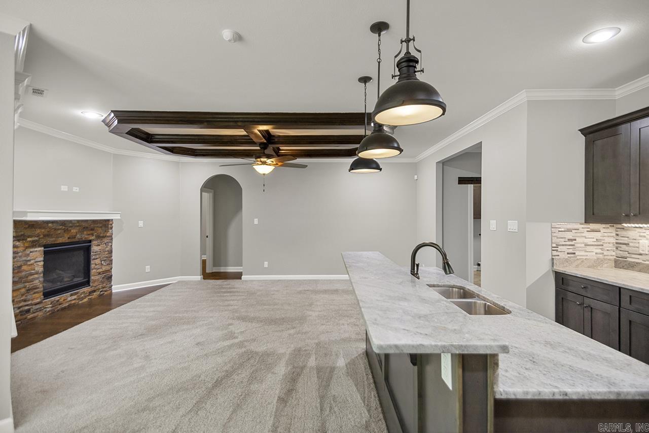 HUNTER CROSSING - Residential