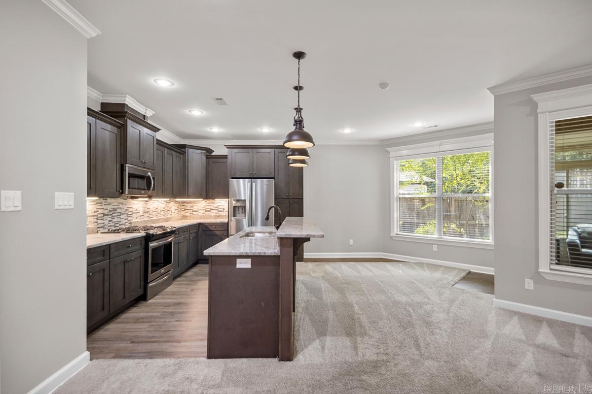 HUNTER CROSSING - Residential