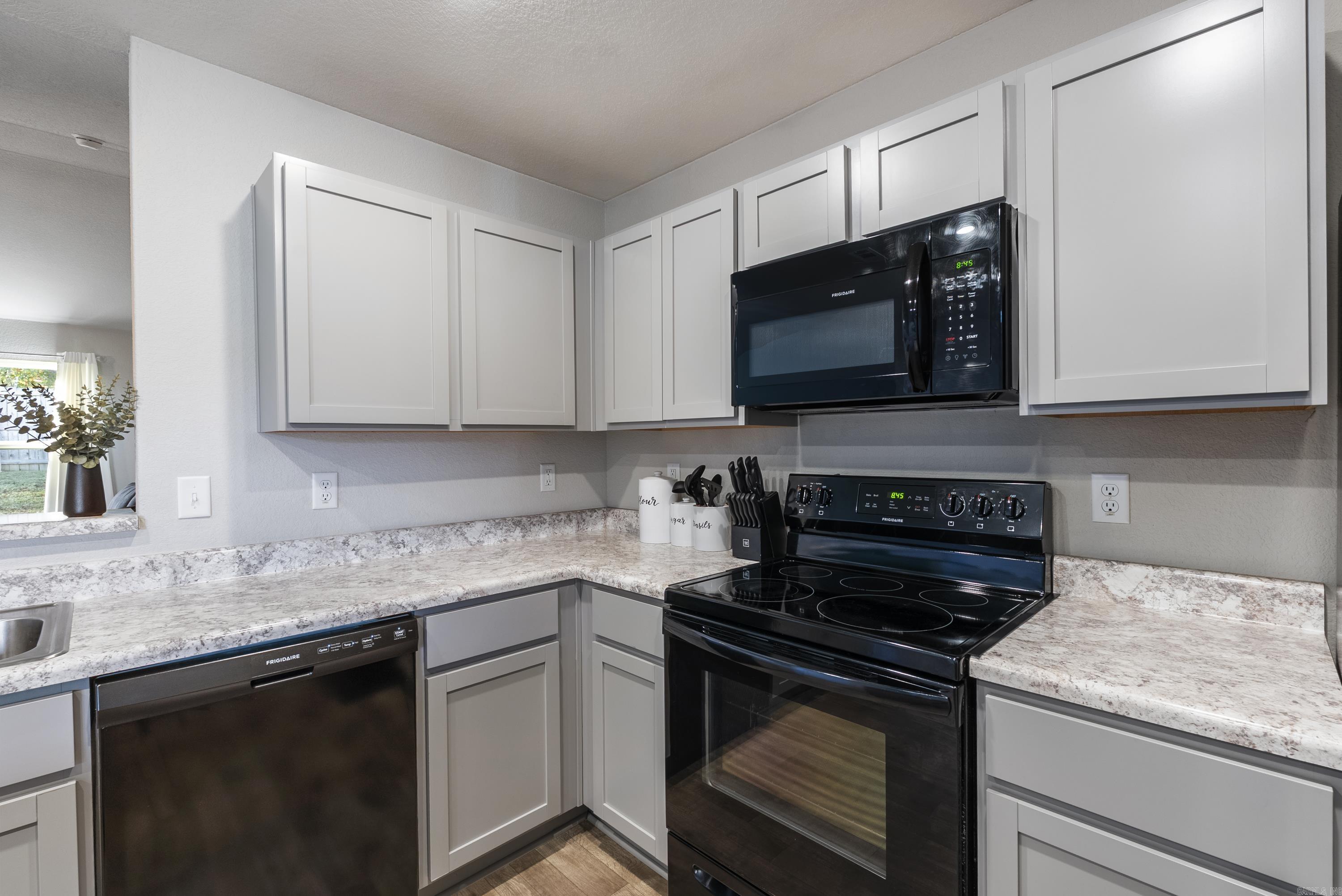 MEADOWS EDGE - Residential