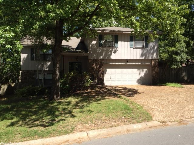 This is a short sale property. Seller has recently completed some updates in the property. Price is APPROVED and subject to bank approval. Property is occupied so please make appointments with Listing office. SEE AGENT REMARKS FOR CODE