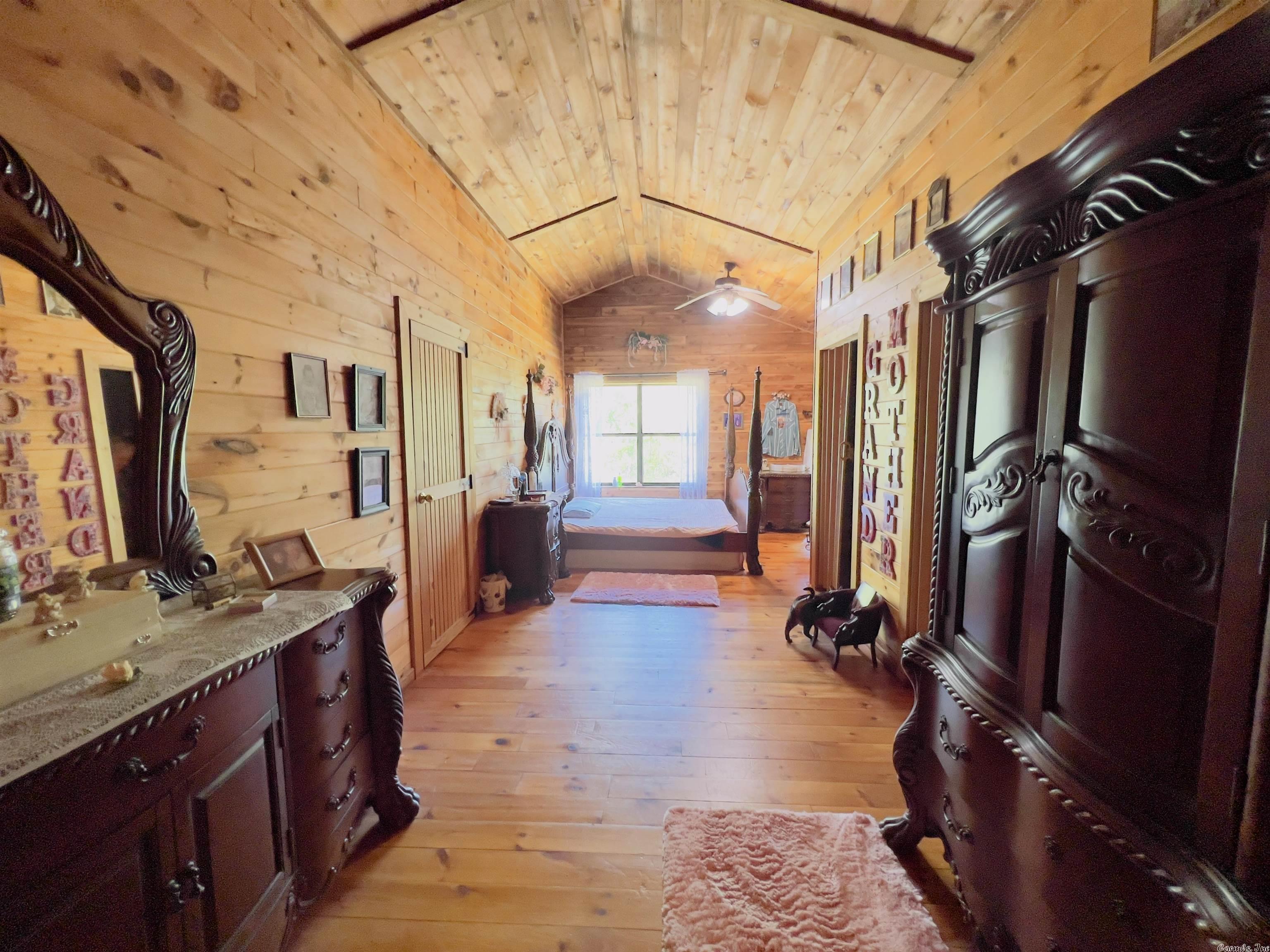 Metes & Bounds - Farm