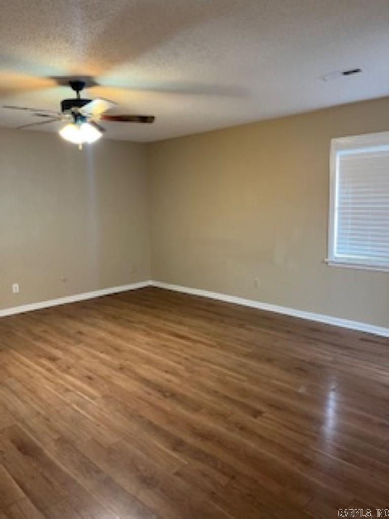 OAKRIDGE ESTATES - Residential