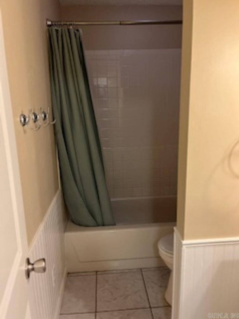 OAKRIDGE ESTATES - Residential