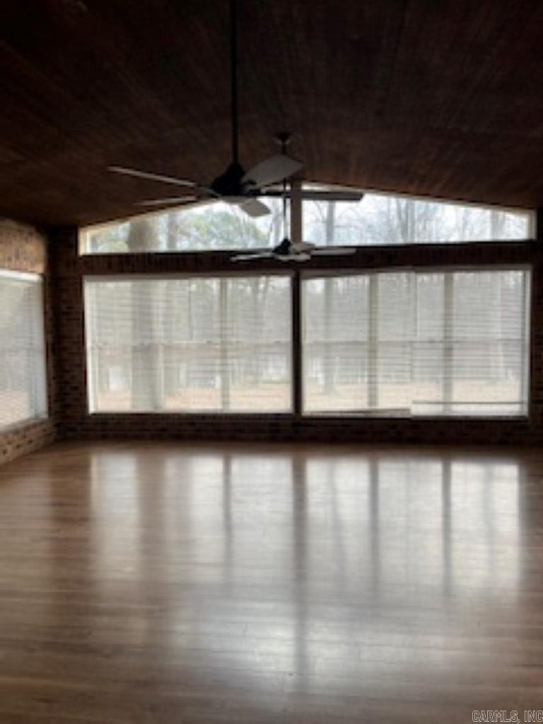 OAKRIDGE ESTATES - Residential