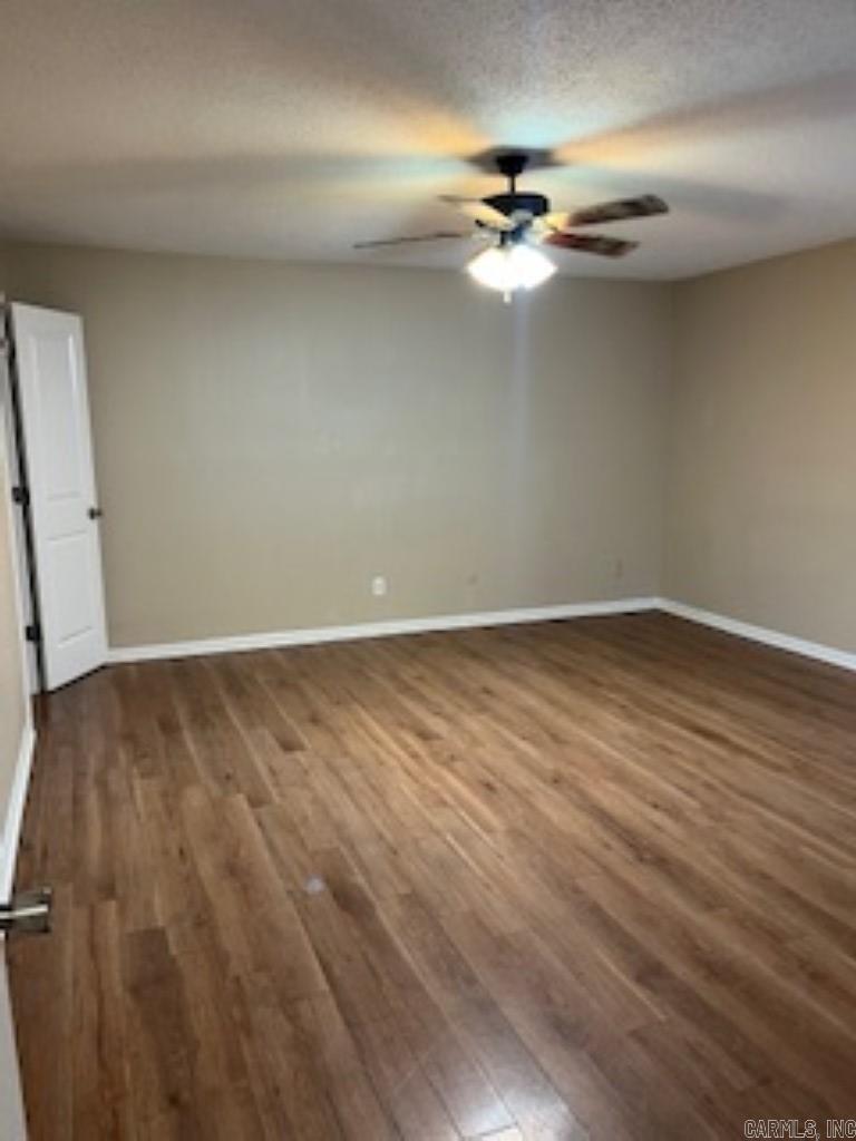 OAKRIDGE ESTATES - Residential