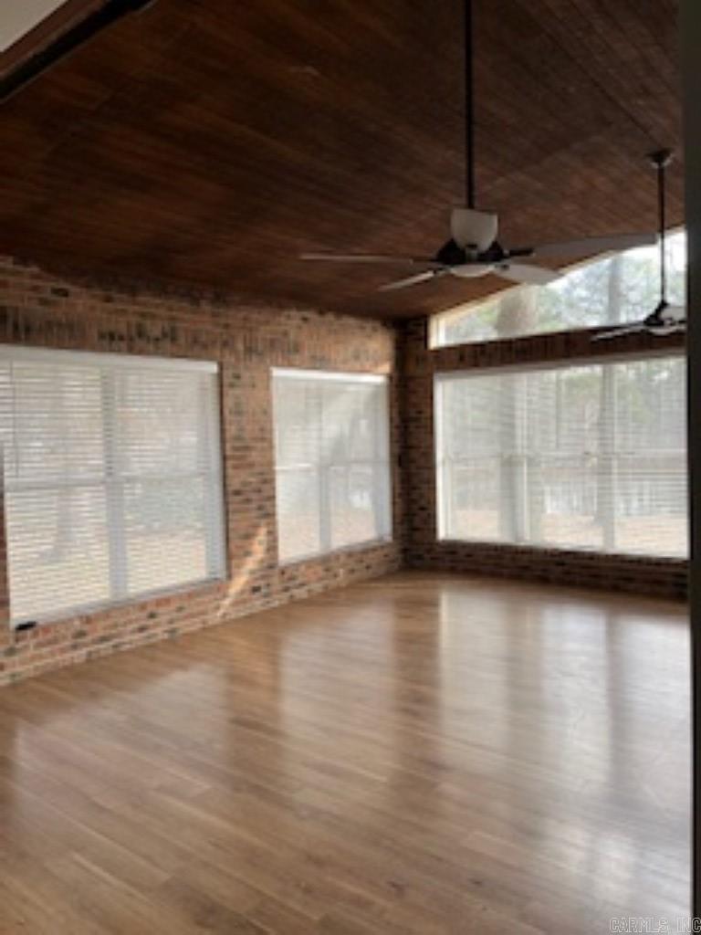 OAKRIDGE ESTATES - Residential