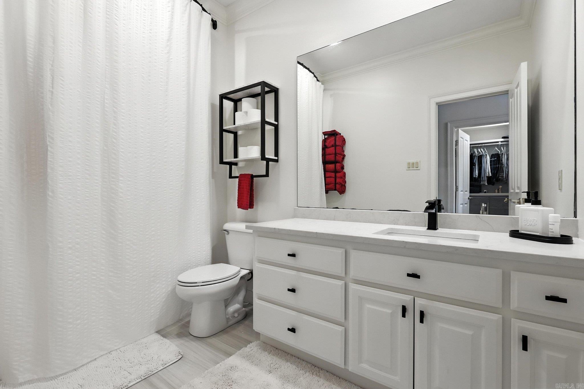 CHENAL VALLEY CHENAL CIRCLE - Residential