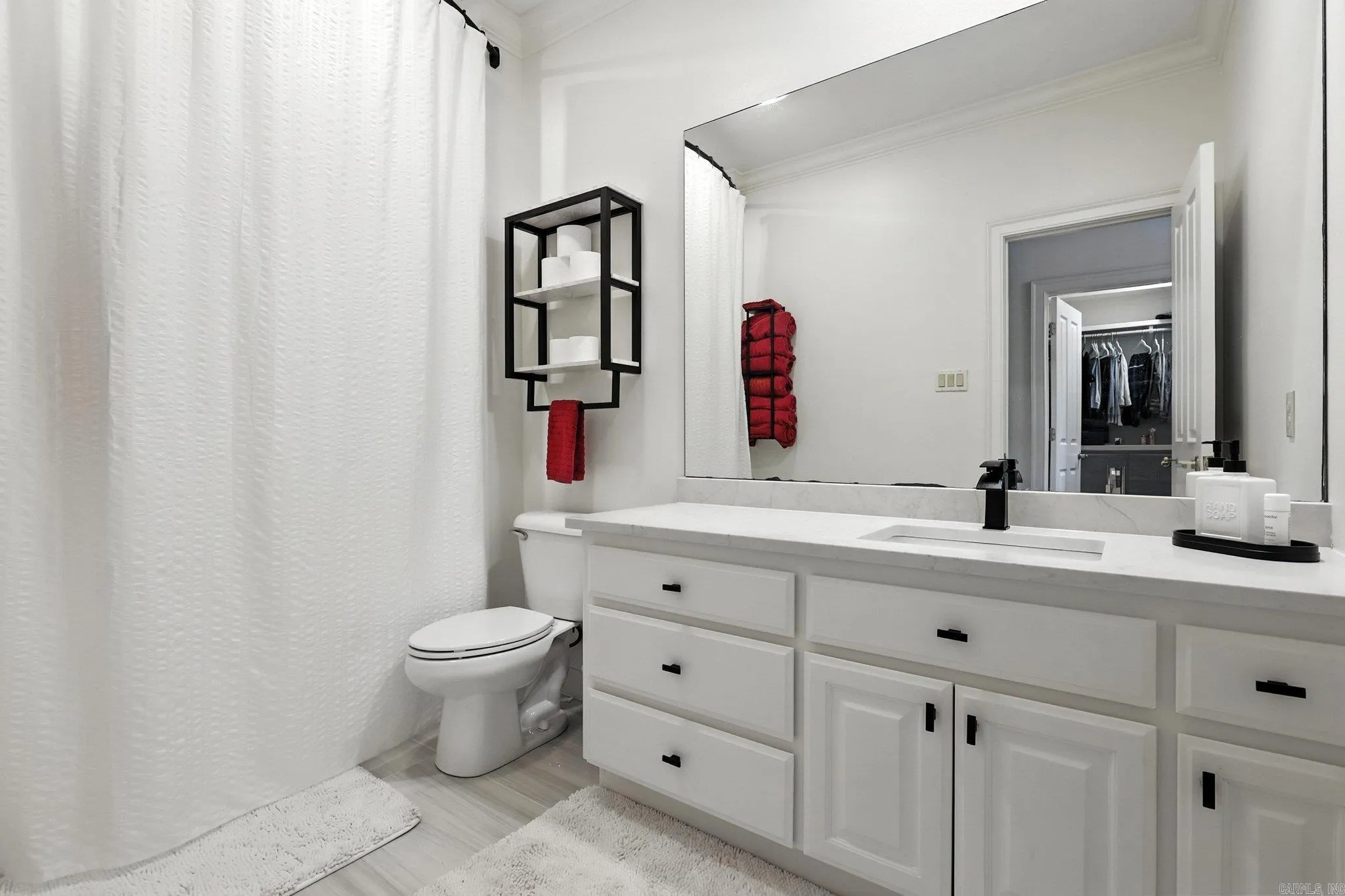 Little Rock, Arkansas 72223, United States, 4 Bedrooms Bedrooms, ,4 BathroomsBathrooms,Residential,Active,161001