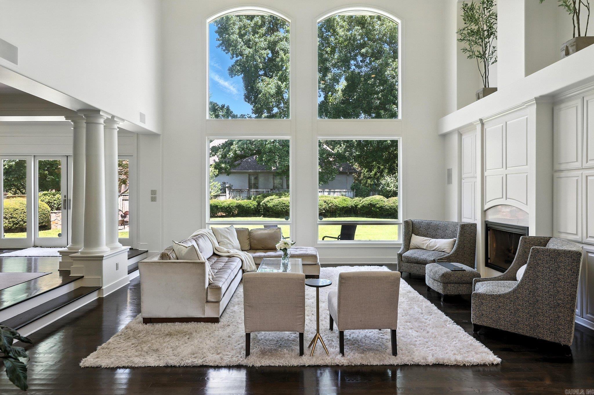 CHENAL VALLEY CHENAL CIRCLE - Residential