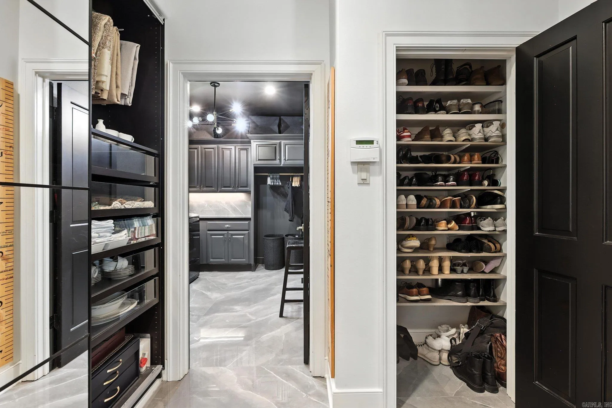 Little Rock, Arkansas 72223, United States, 4 Bedrooms Bedrooms, ,4 BathroomsBathrooms,Residential,Active,161001