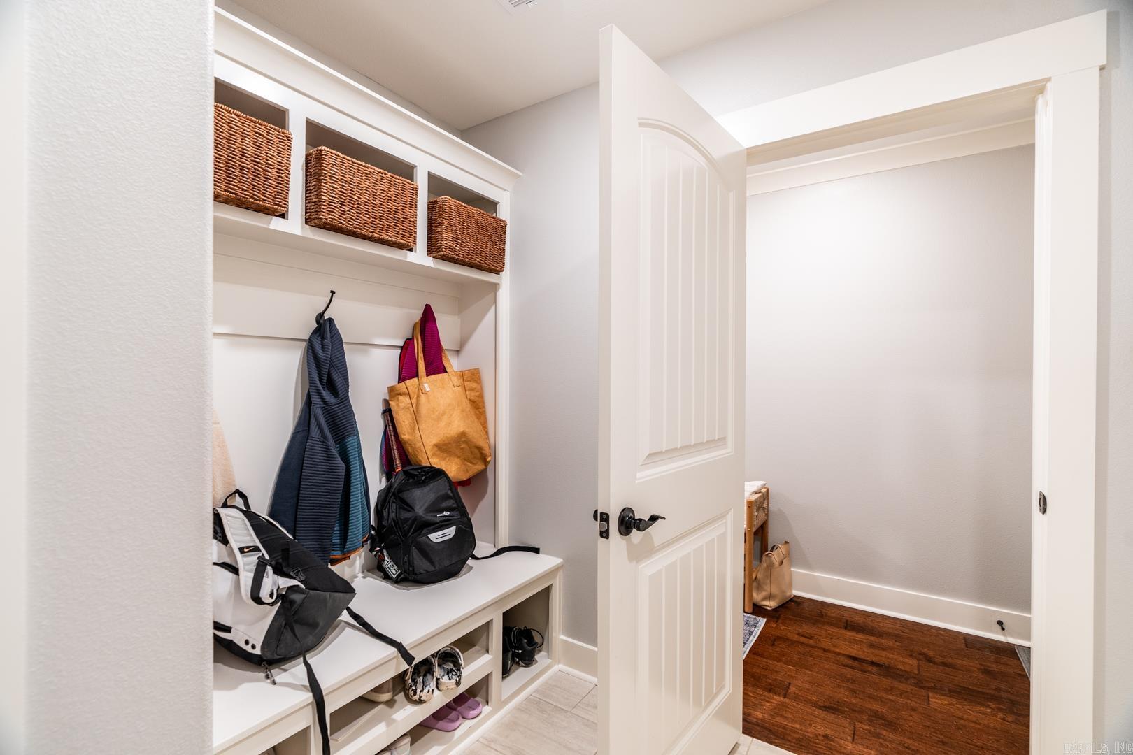 WINTERBROOK - Residential