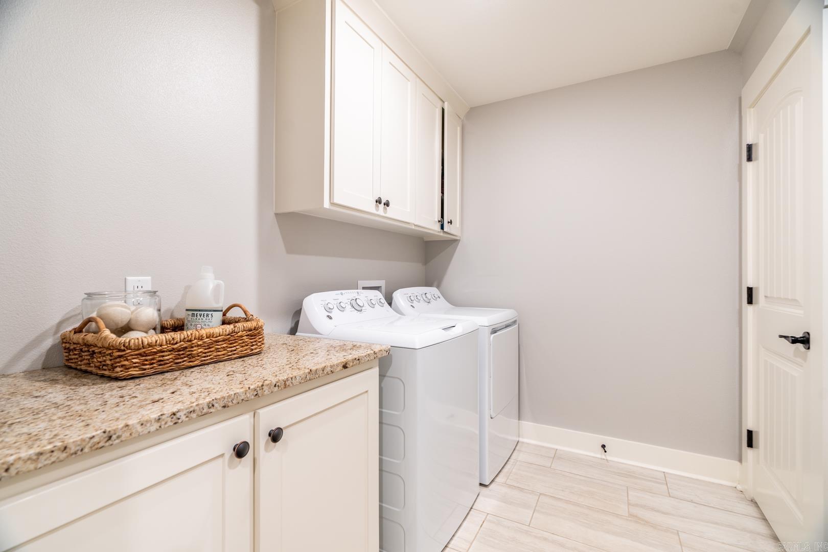 WINTERBROOK - Residential