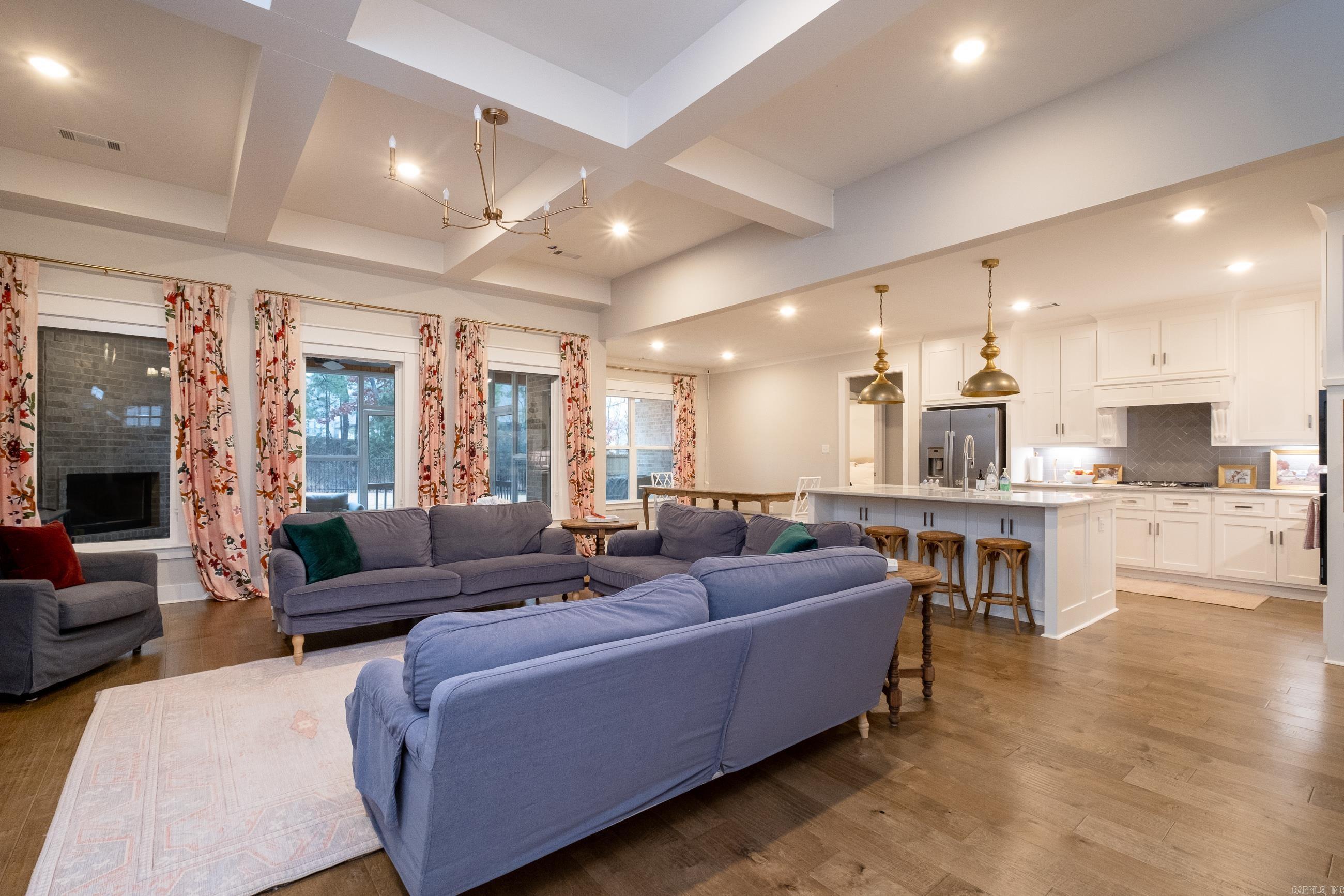 CHENAL VALLEY EPERNAY PLACE - Residential