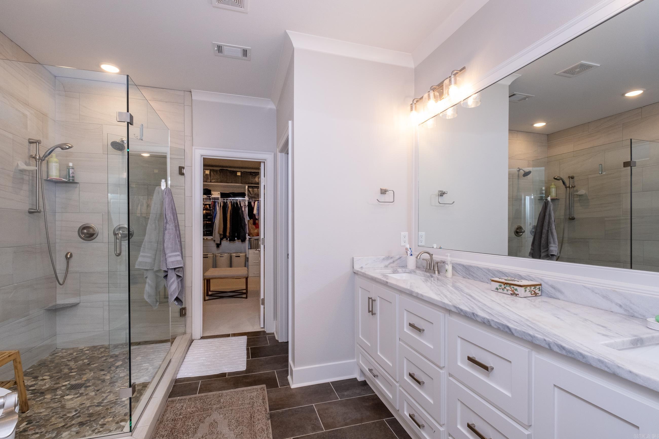 CHENAL VALLEY EPERNAY PLACE - Residential