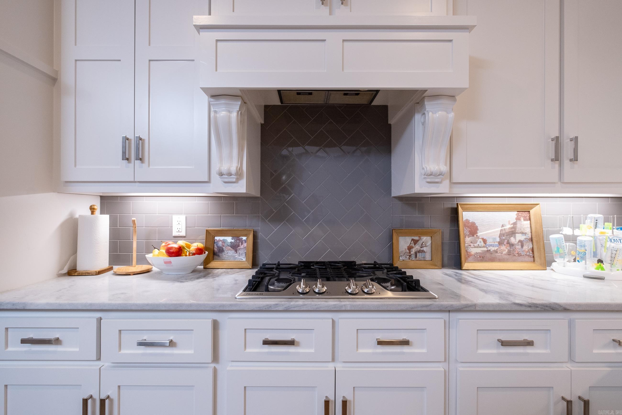 CHENAL VALLEY EPERNAY PLACE - Residential