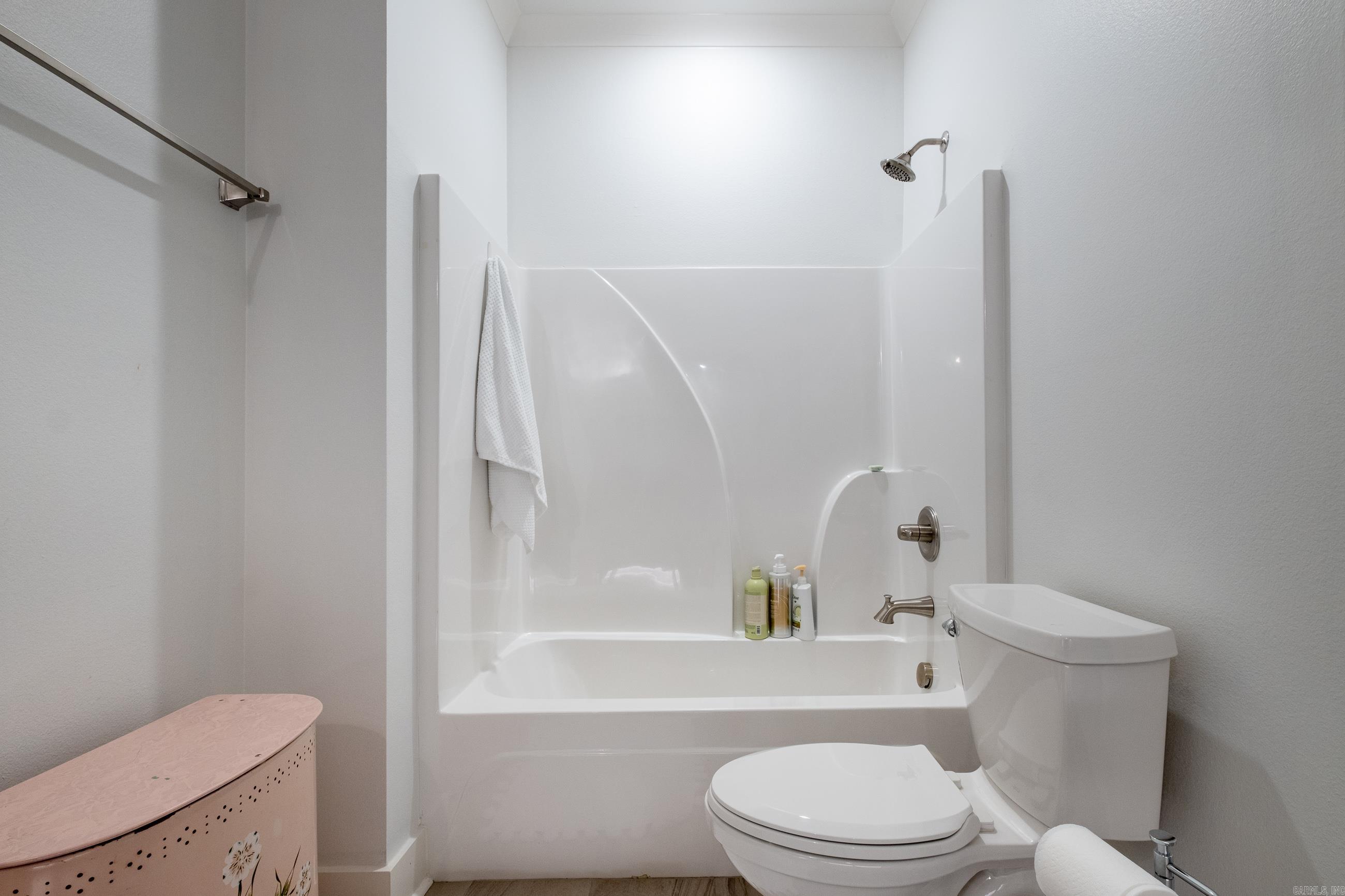 CHENAL VALLEY EPERNAY PLACE - Residential