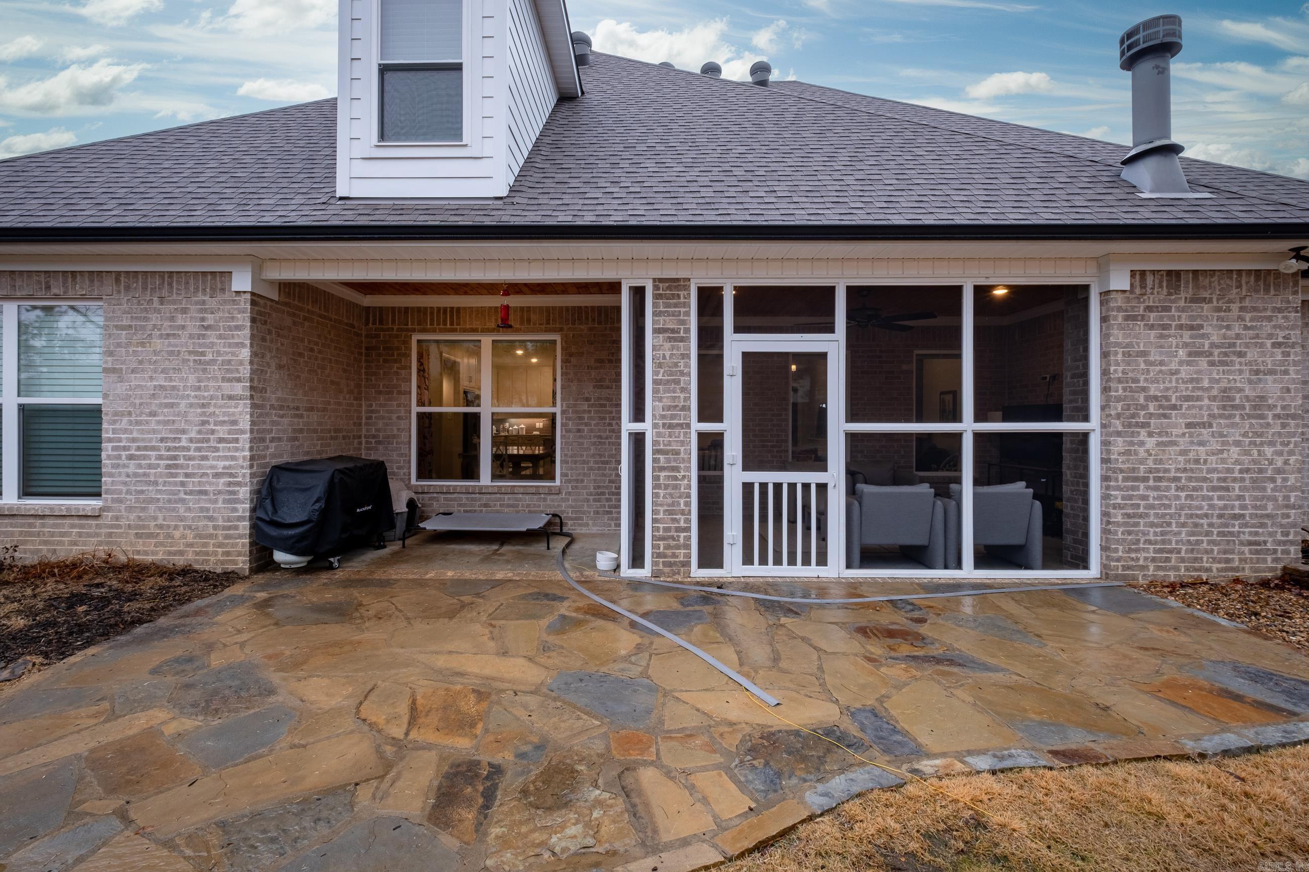 CHENAL VALLEY EPERNAY PLACE - Residential