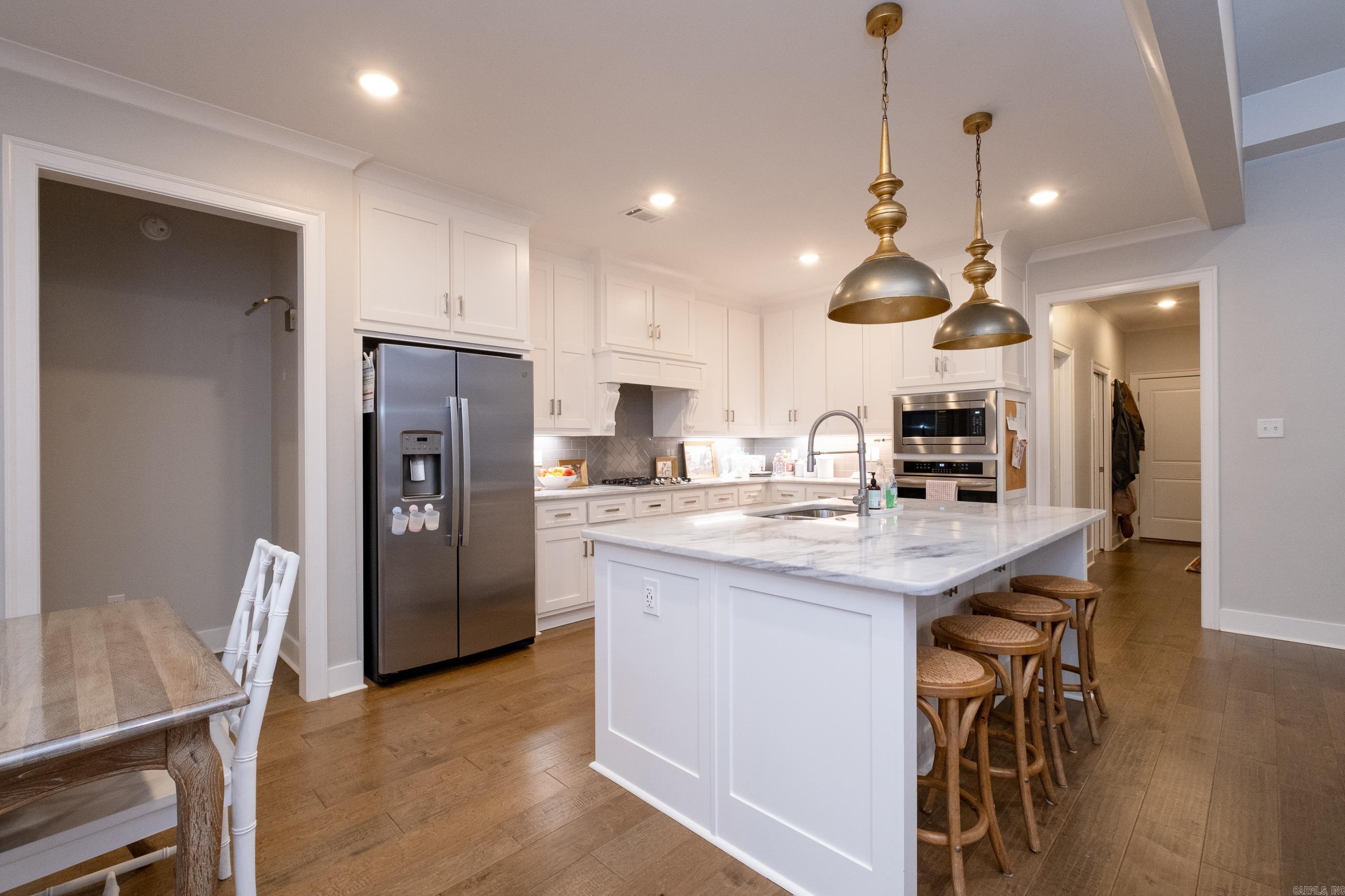 CHENAL VALLEY EPERNAY PLACE - Residential