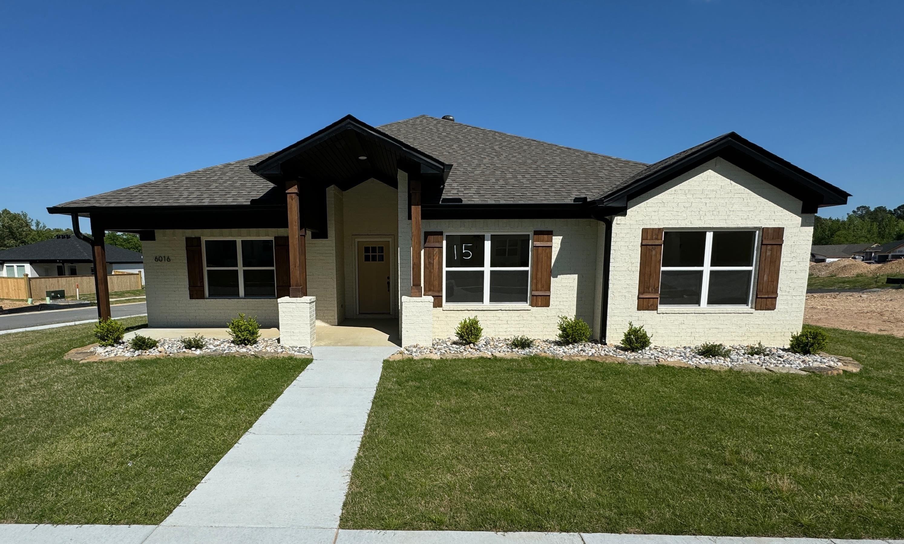 Lombard Heights - Residential