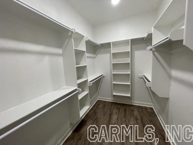 MARTHA'S FIELD - Residential